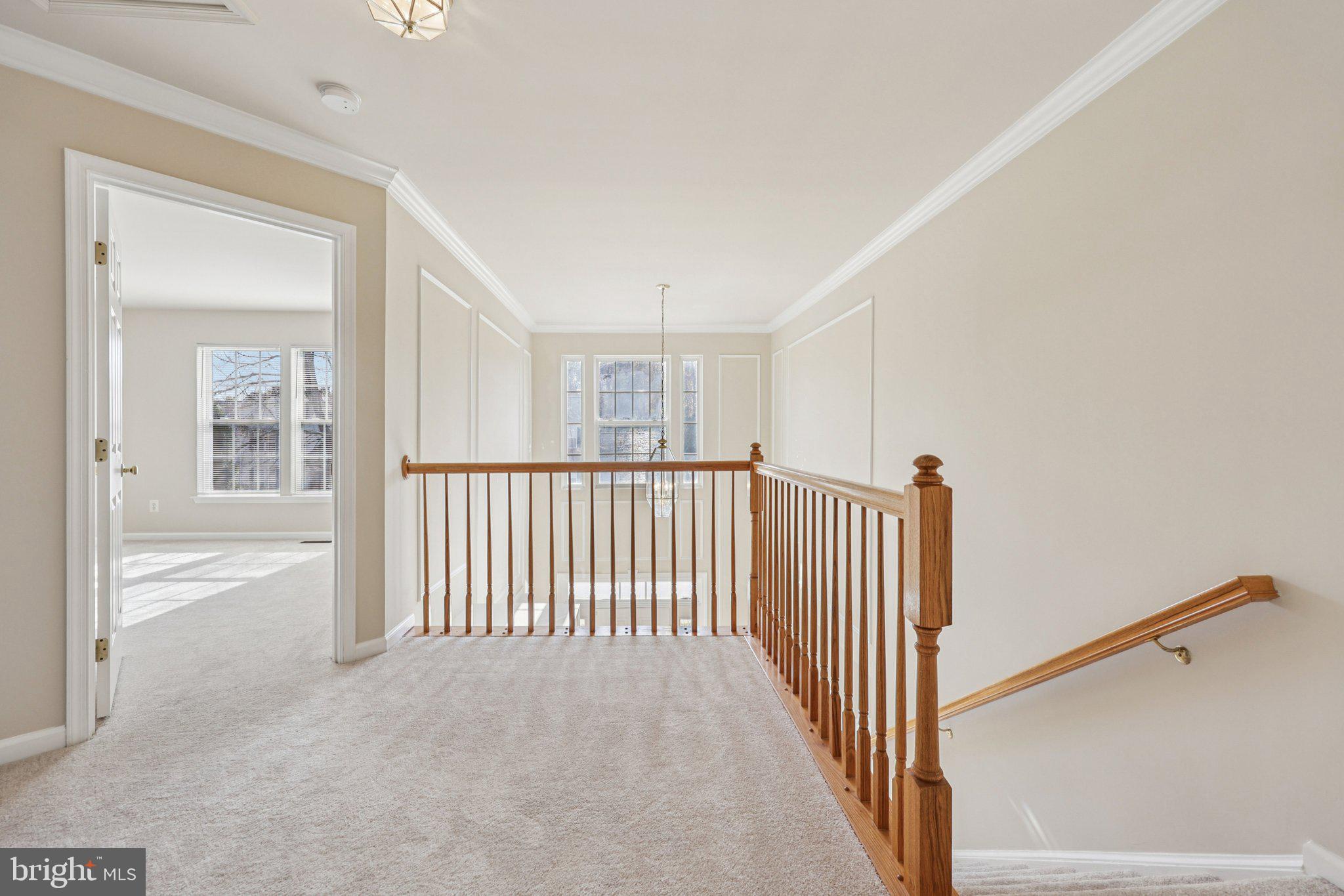 2880 MYRTLEWOOD DRIVE