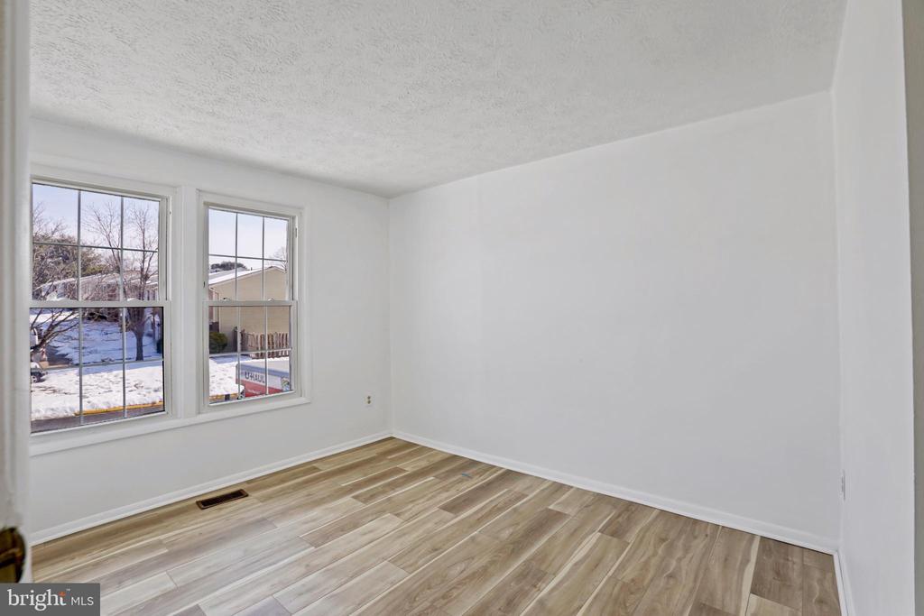 3454 VALE COURT