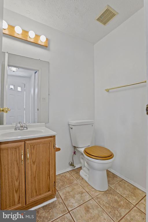3454 VALE COURT