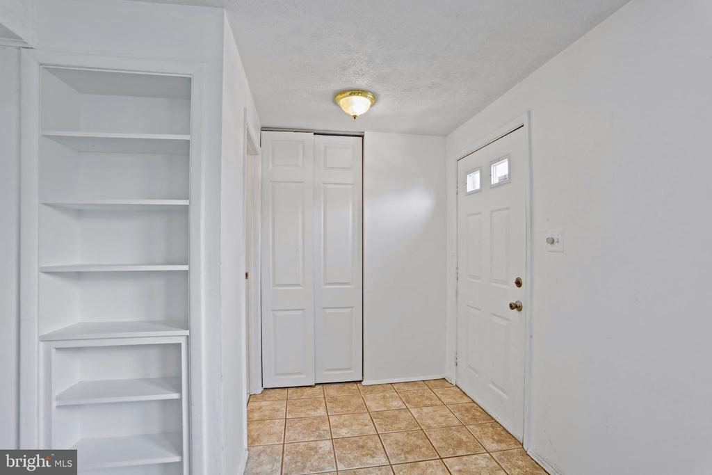 3454 VALE COURT