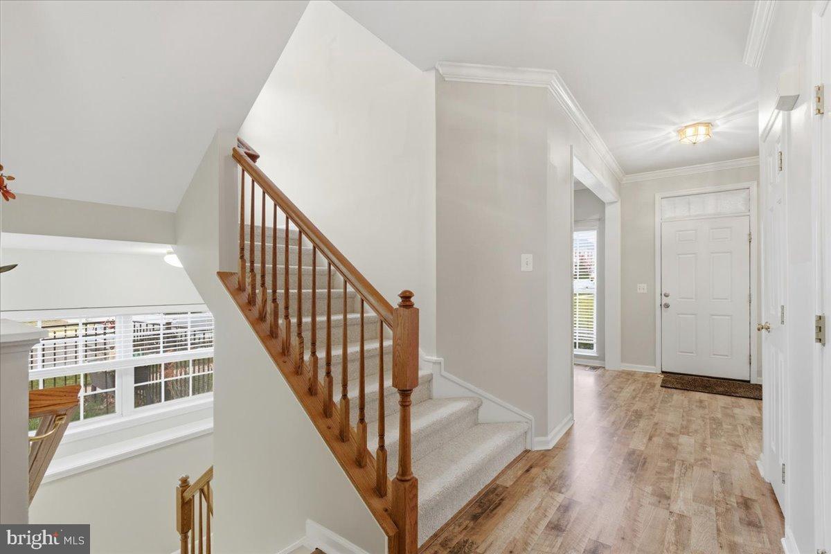 17037 LOFTRIDGE LANE