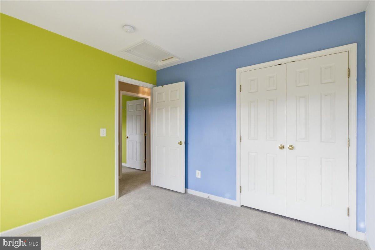 17037 LOFTRIDGE LANE