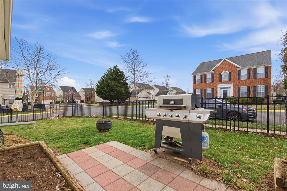 17037 LOFTRIDGE LANE