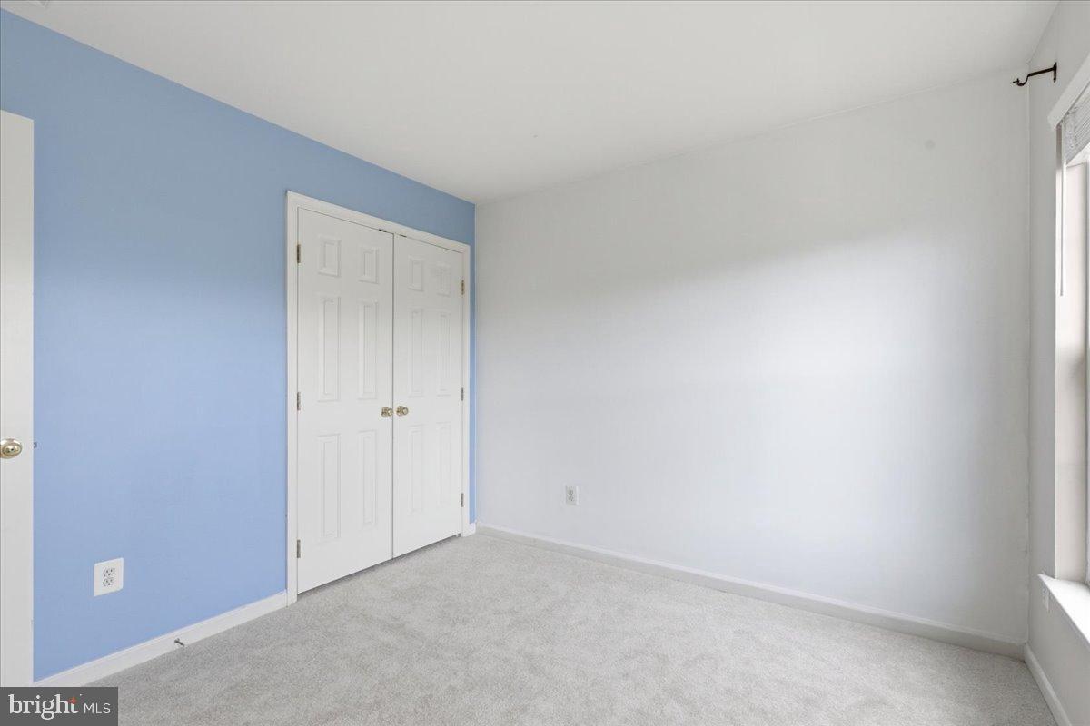 17037 LOFTRIDGE LANE