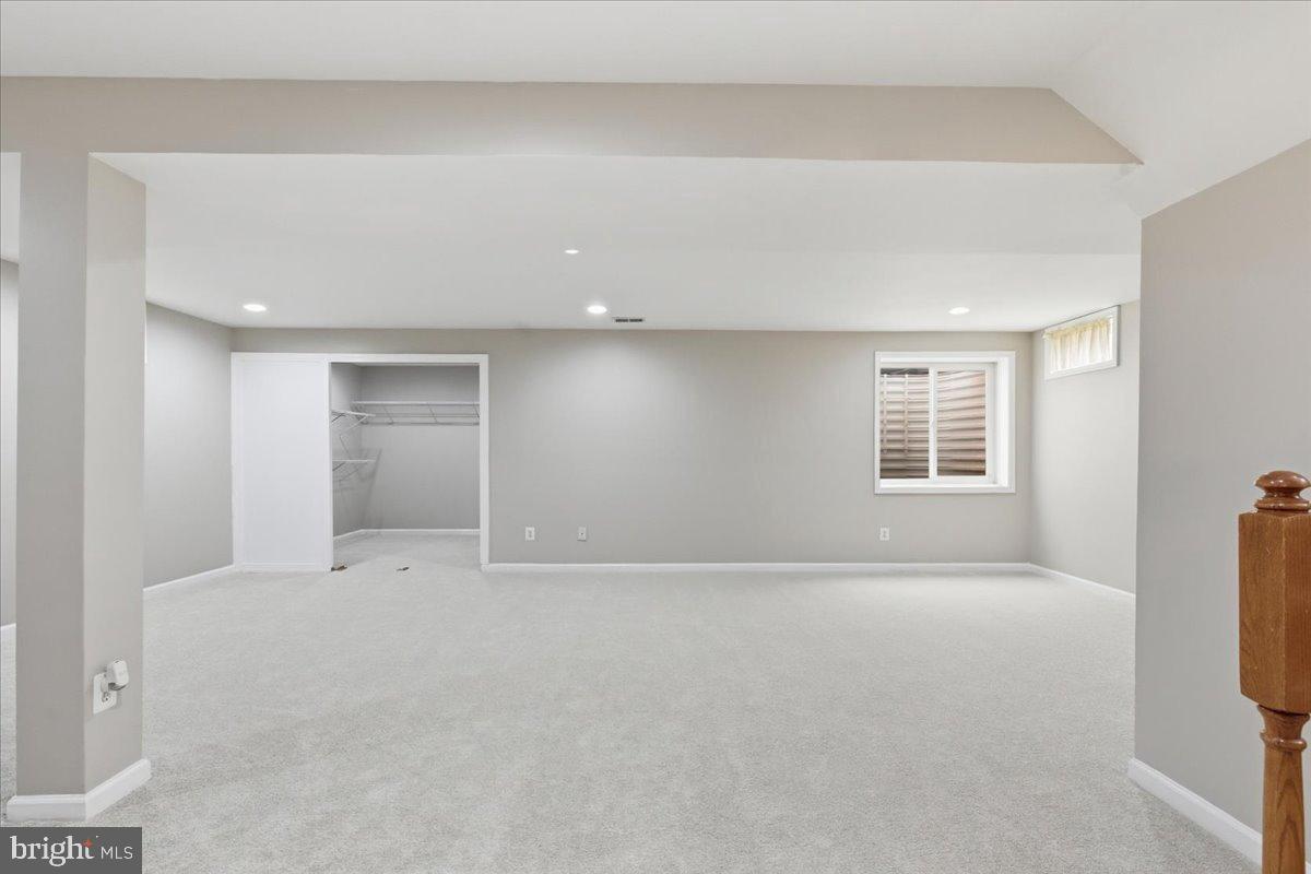 17037 LOFTRIDGE LANE