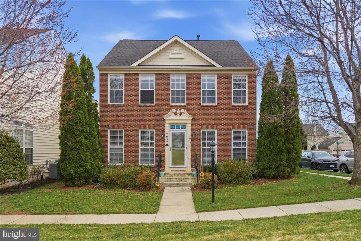 17037 LOFTRIDGE LANE