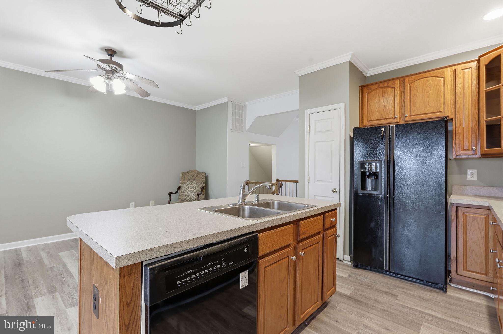 14236 HUNTERS RUN WAY