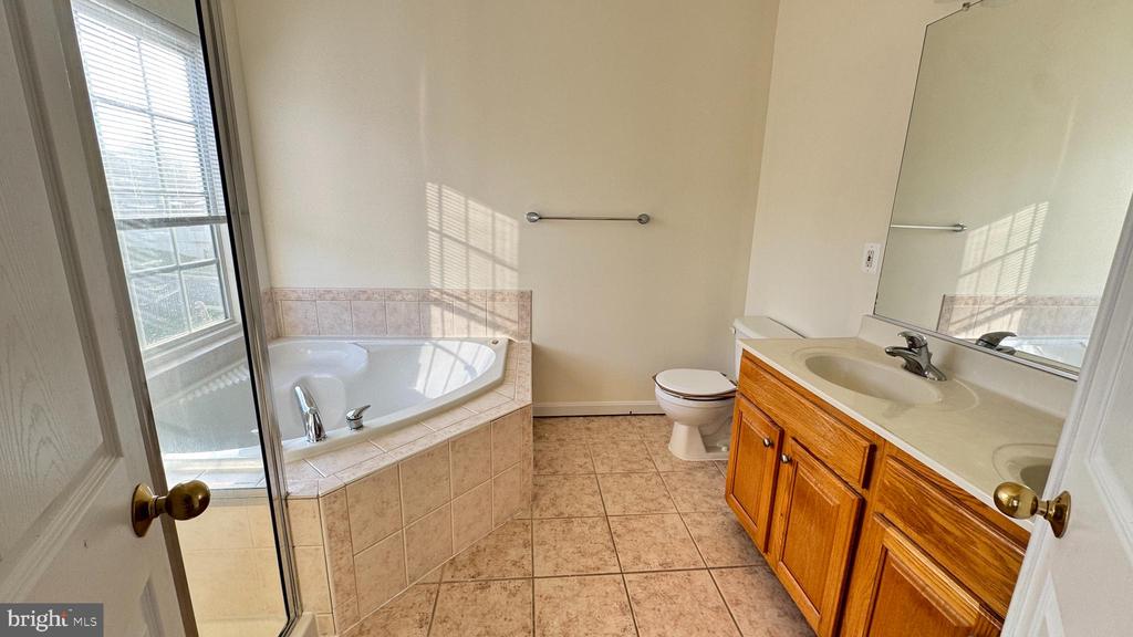 9611 NORMANTON WAY