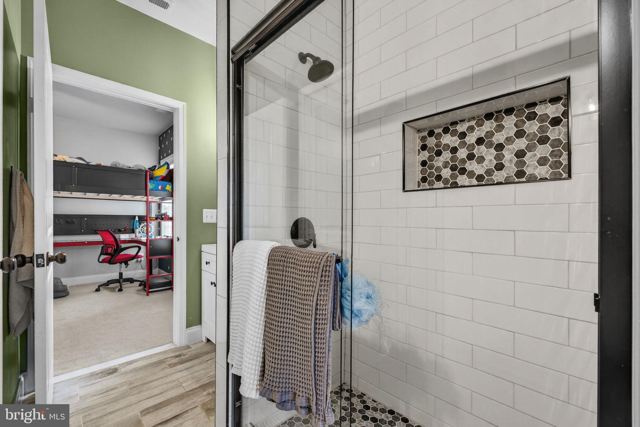 15629 VILLAGE COVE PLACE