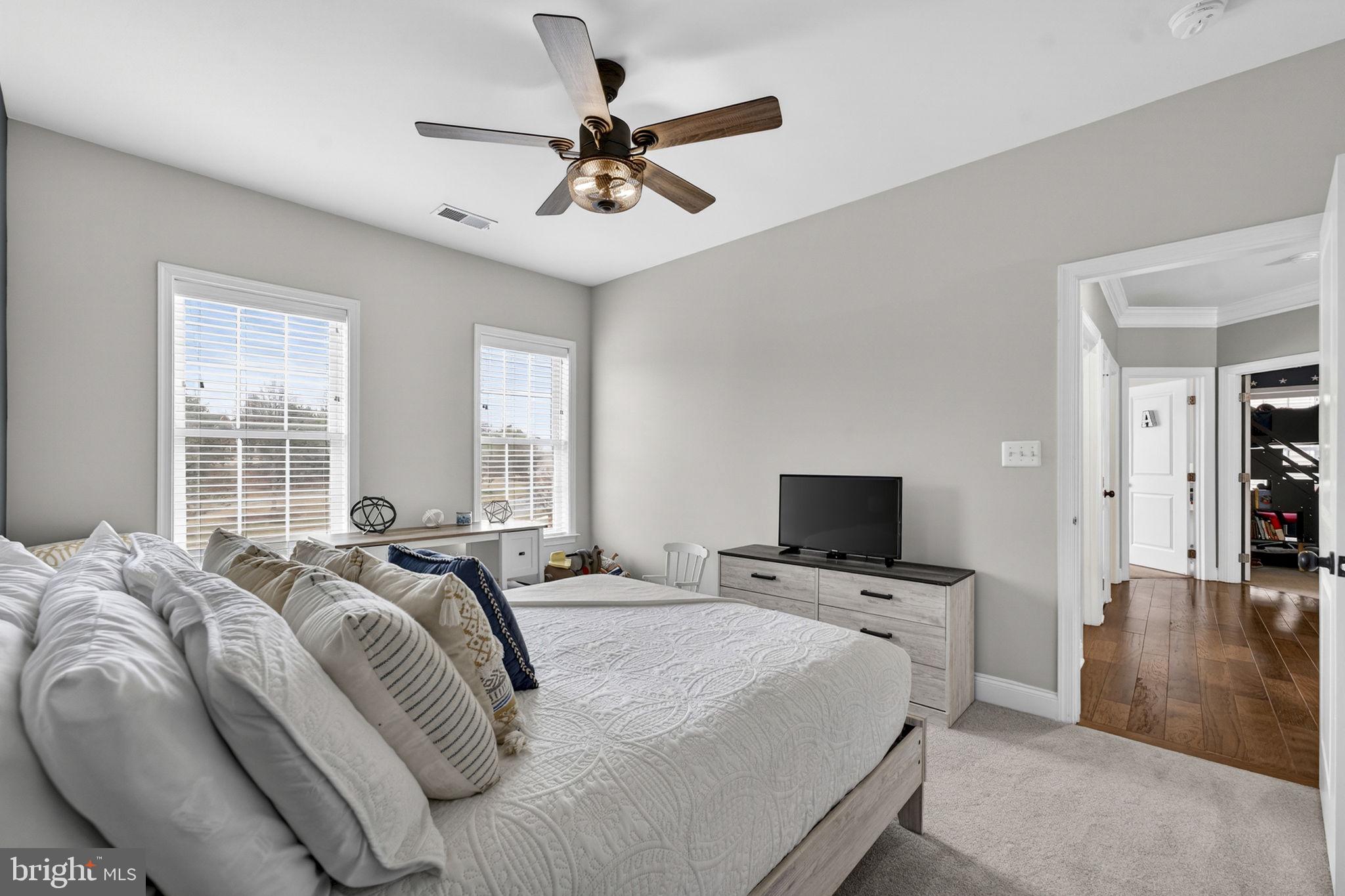 15629 VILLAGE COVE PLACE