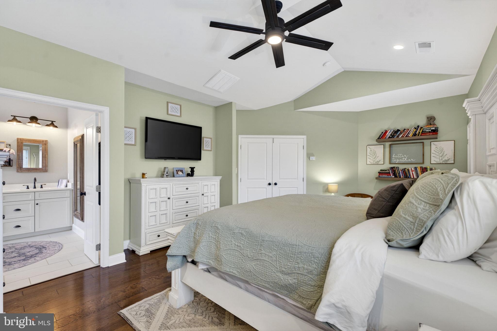 15629 VILLAGE COVE PLACE