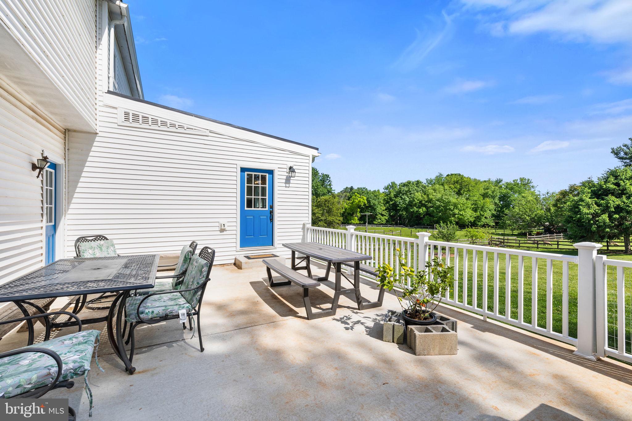 4301 MOUNTAIN VIEW DRIVE