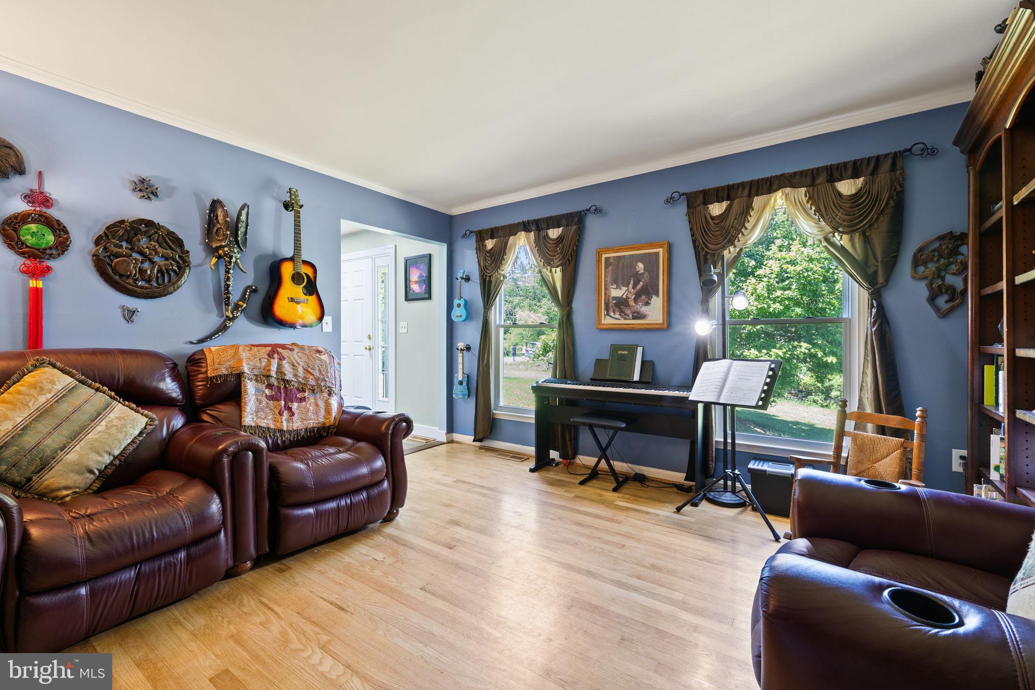 4301 MOUNTAIN VIEW DRIVE