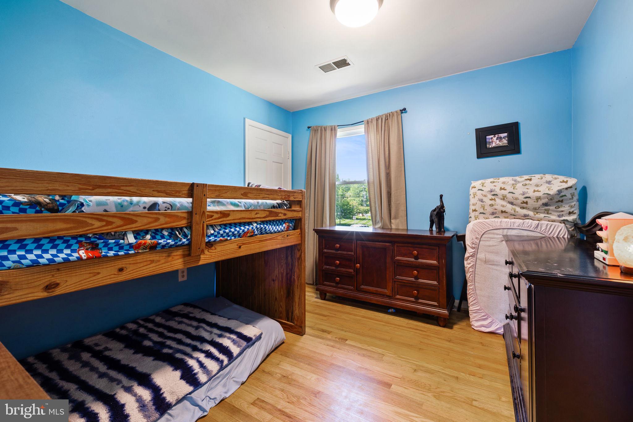 4301 MOUNTAIN VIEW DRIVE