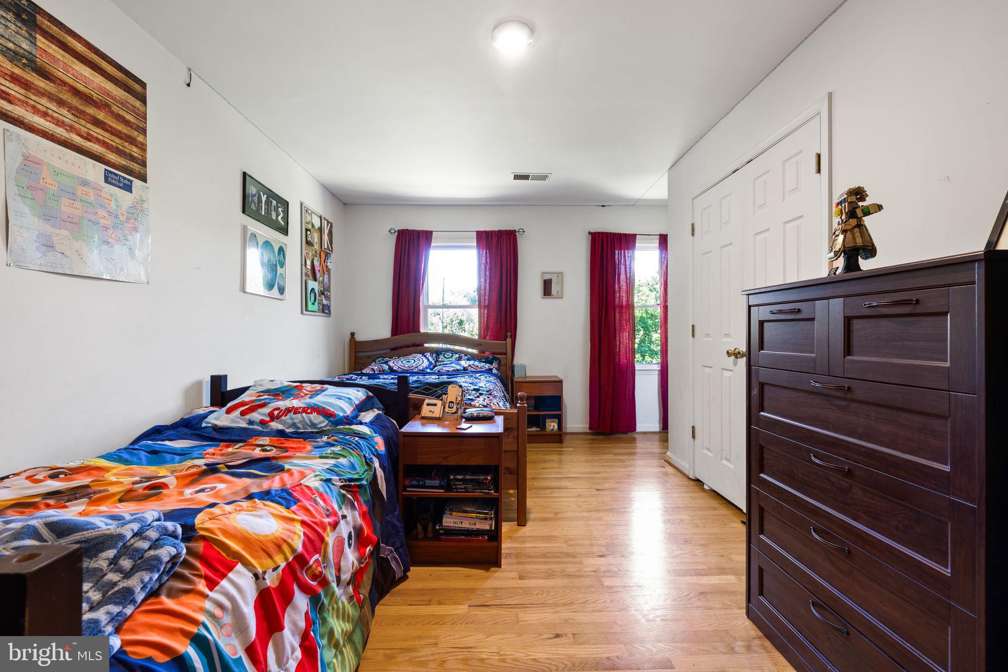 4301 MOUNTAIN VIEW DRIVE