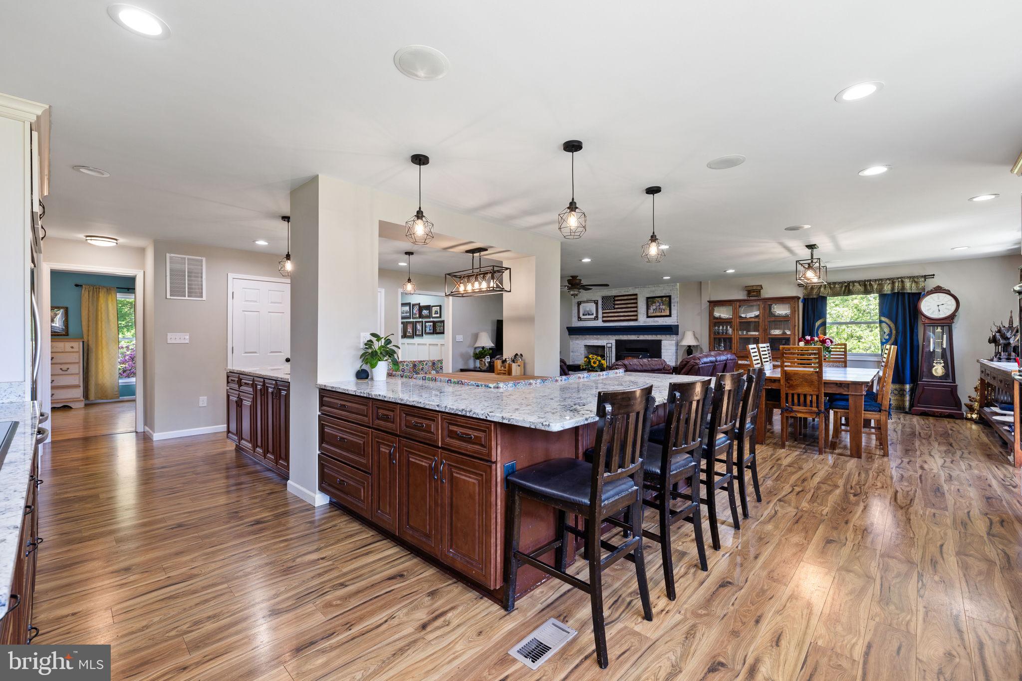 4301 MOUNTAIN VIEW DRIVE