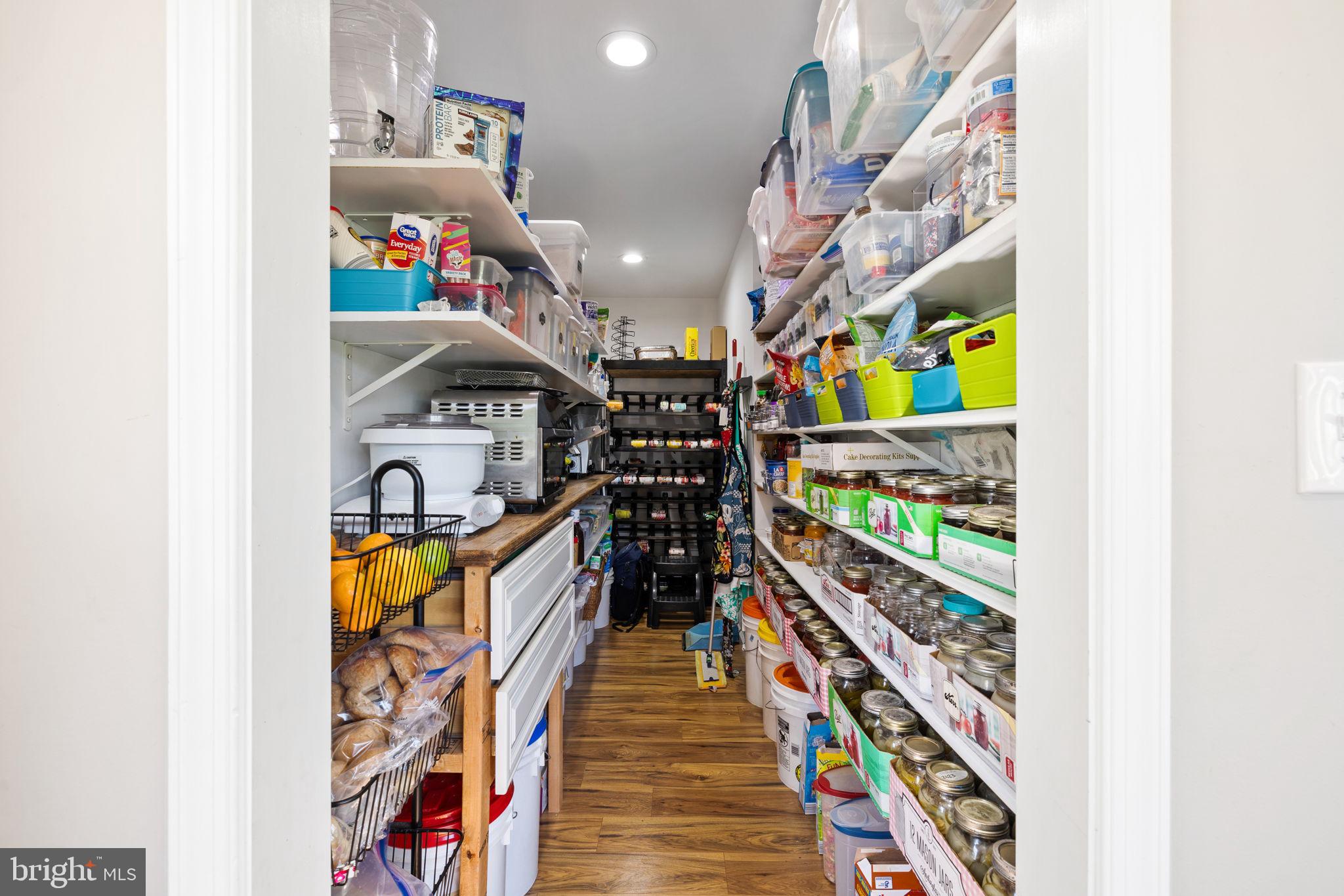 4301 MOUNTAIN VIEW DRIVE