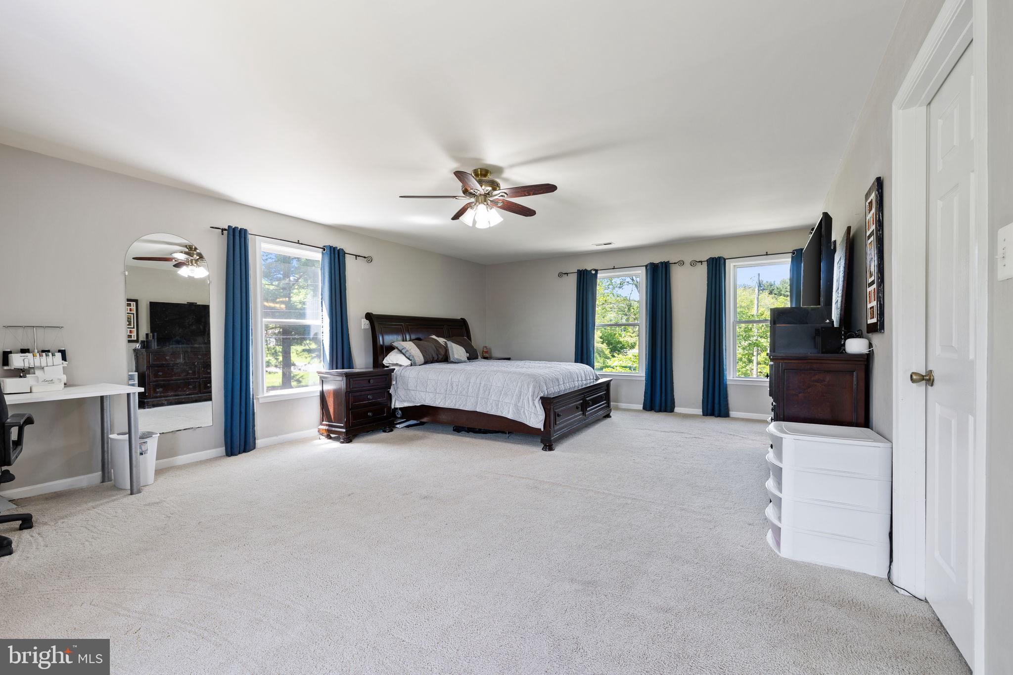 4301 MOUNTAIN VIEW DRIVE