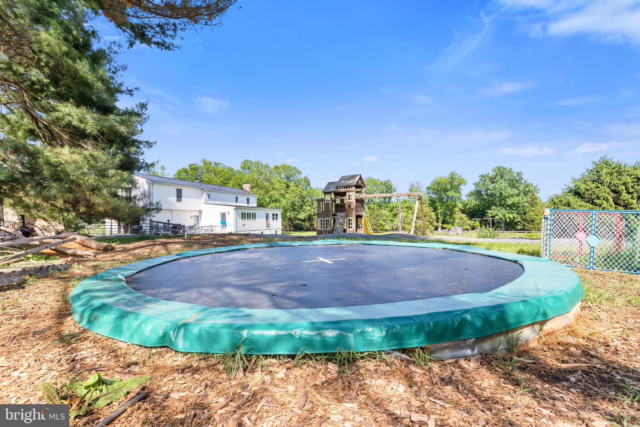 4301 MOUNTAIN VIEW DRIVE