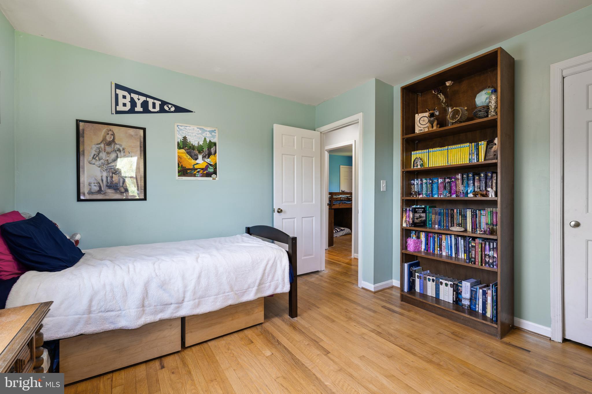 4301 MOUNTAIN VIEW DRIVE