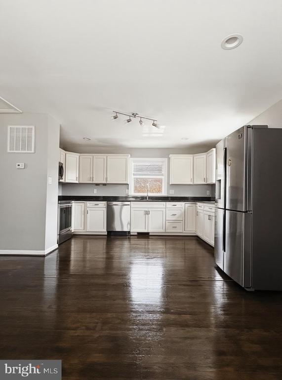 14701 BROOK DRIVE