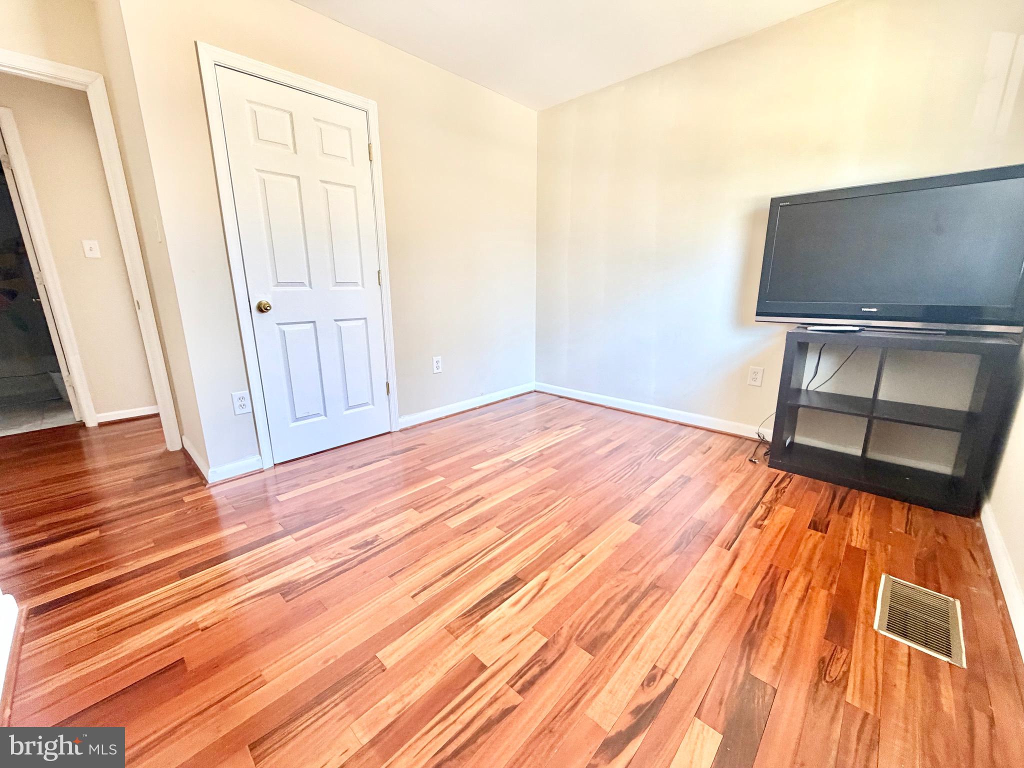 13612 LINDENDALE ROAD