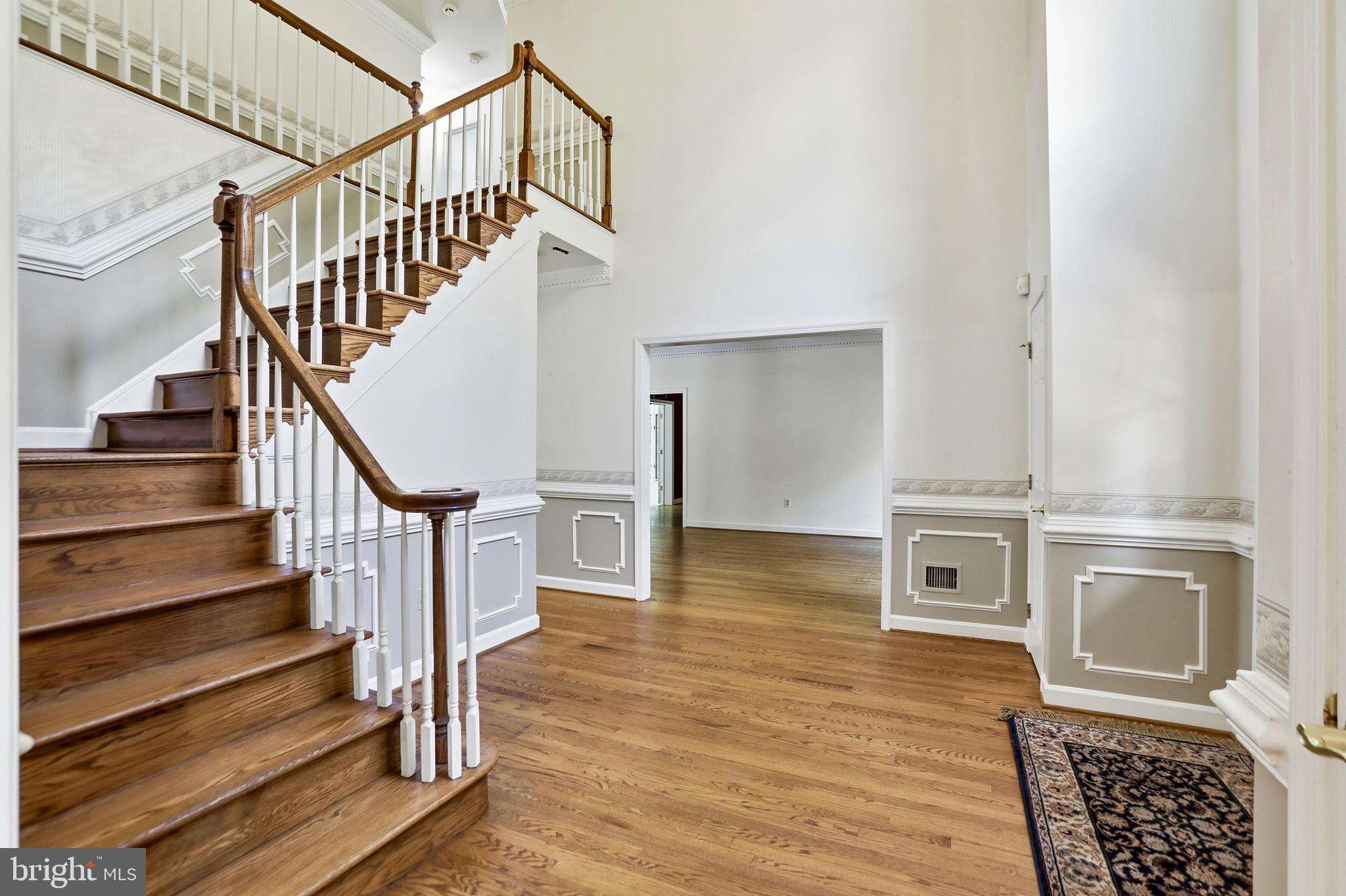 7008 TRAPPERS COURT