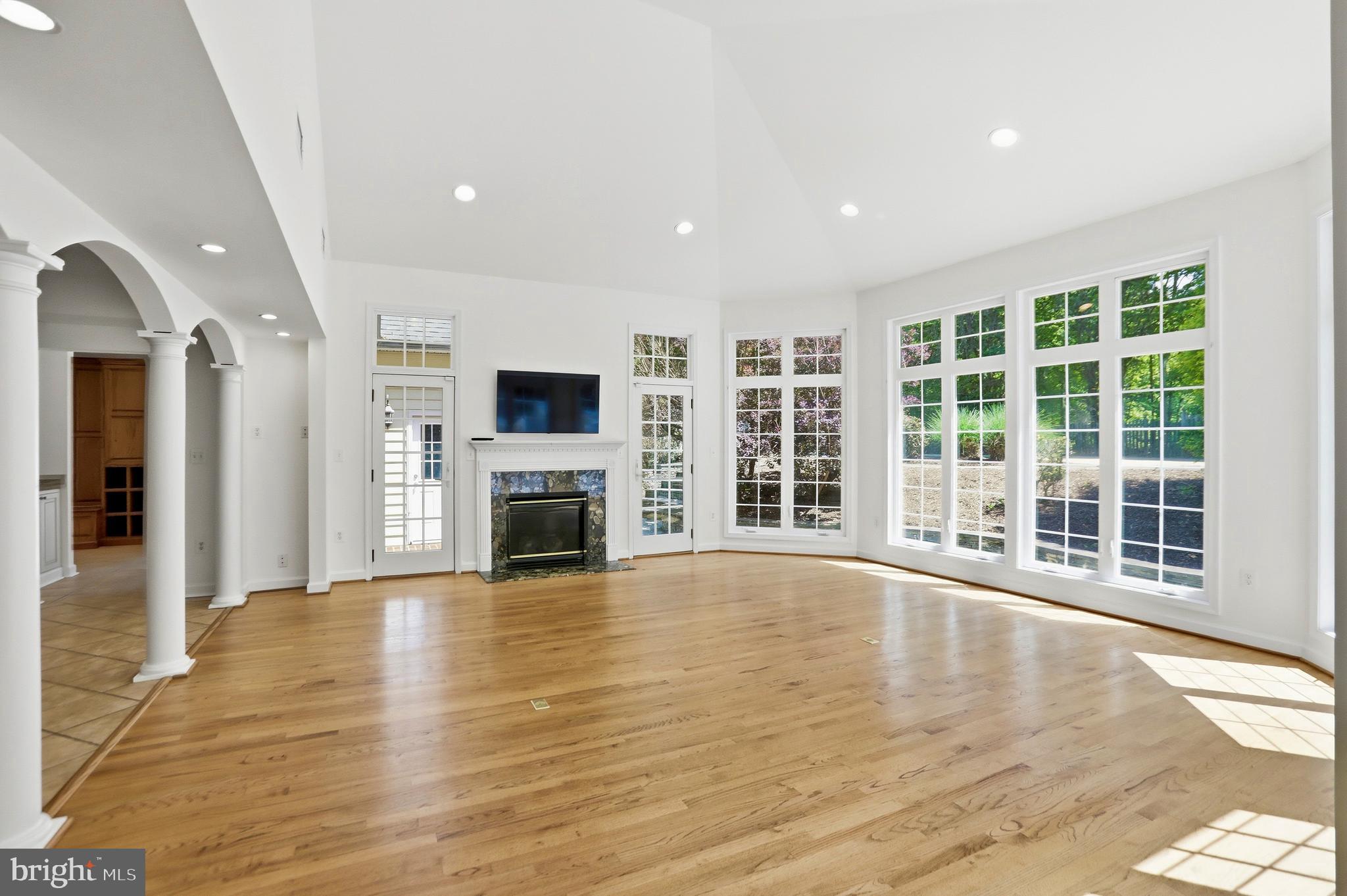 7008 TRAPPERS COURT