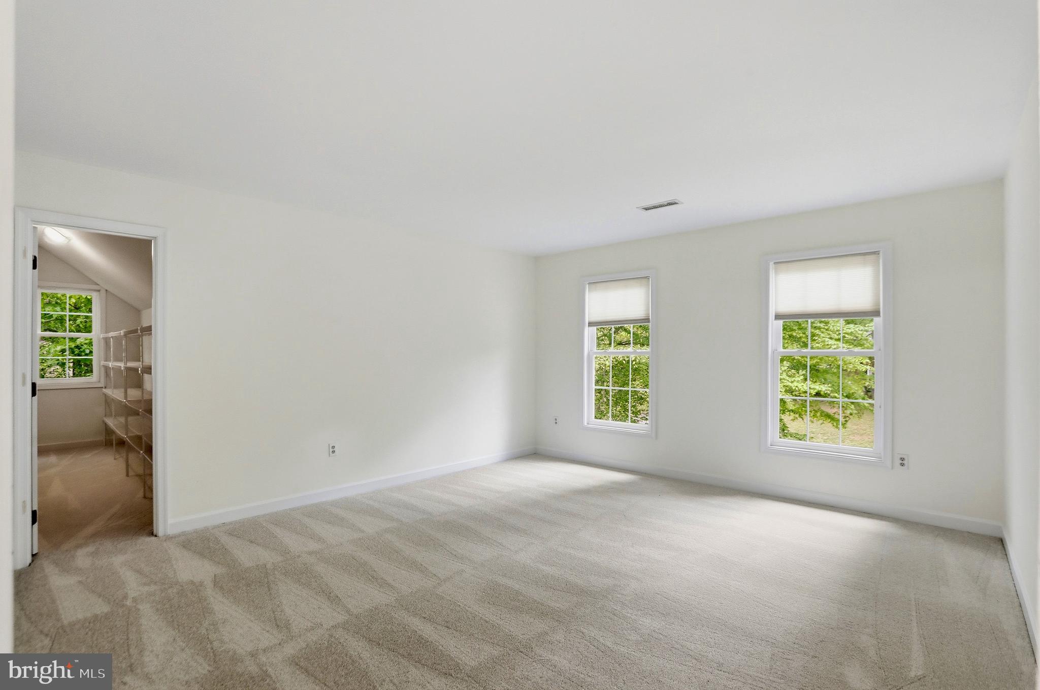 7008 TRAPPERS COURT