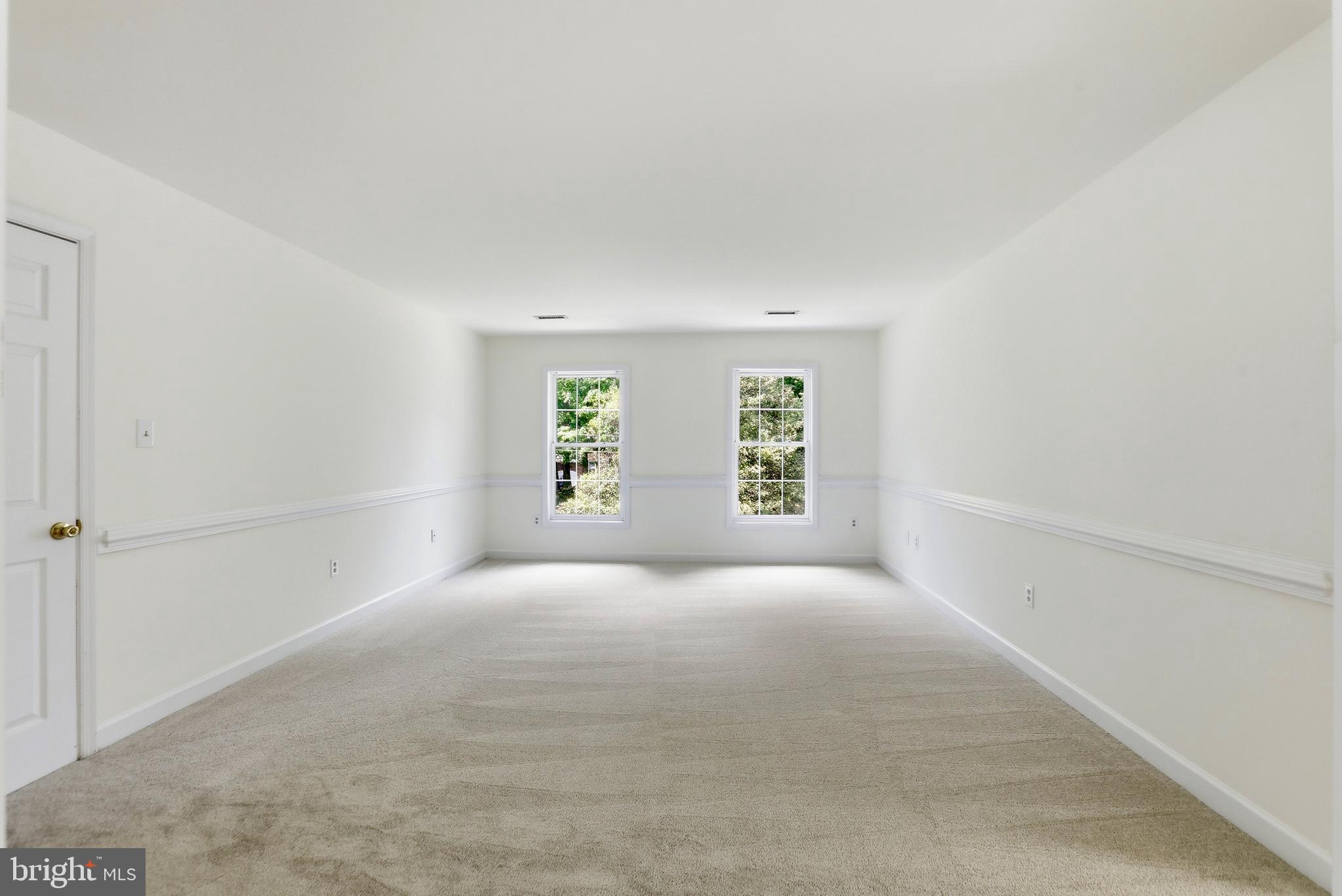 7008 TRAPPERS COURT