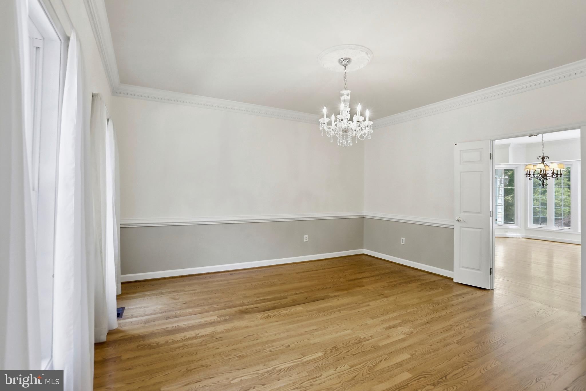 7008 TRAPPERS COURT