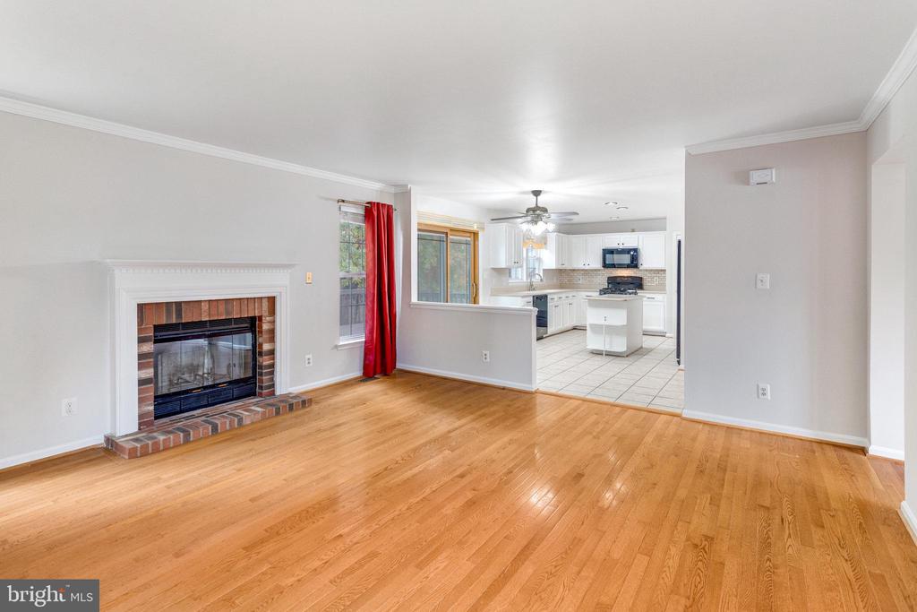 15385 BEVANWOOD DRIVE