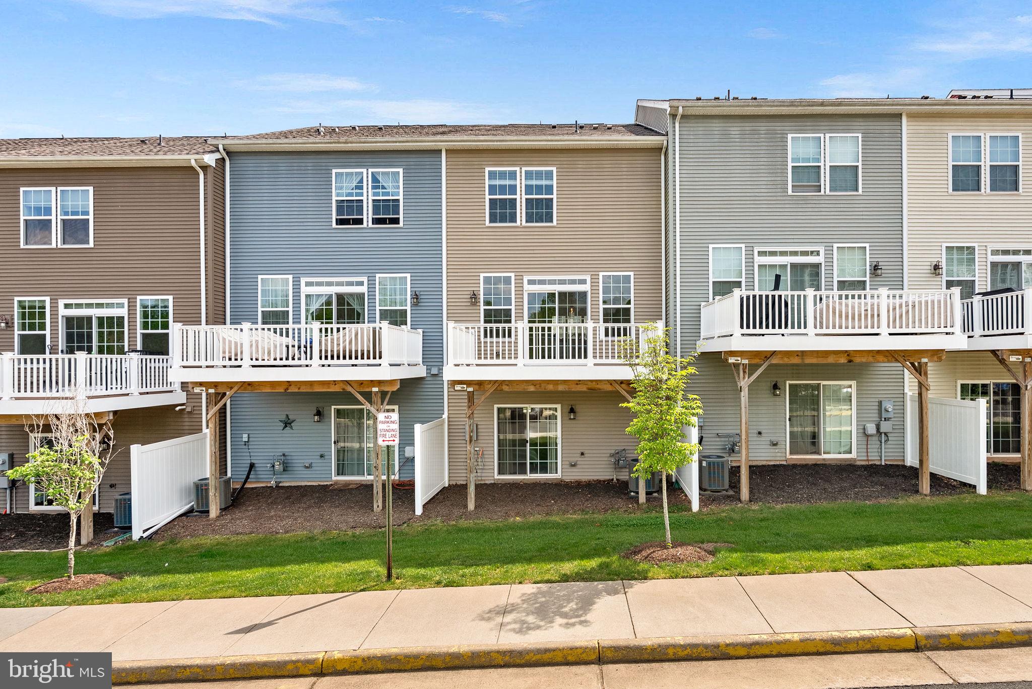 15292 WESTHAM COURT