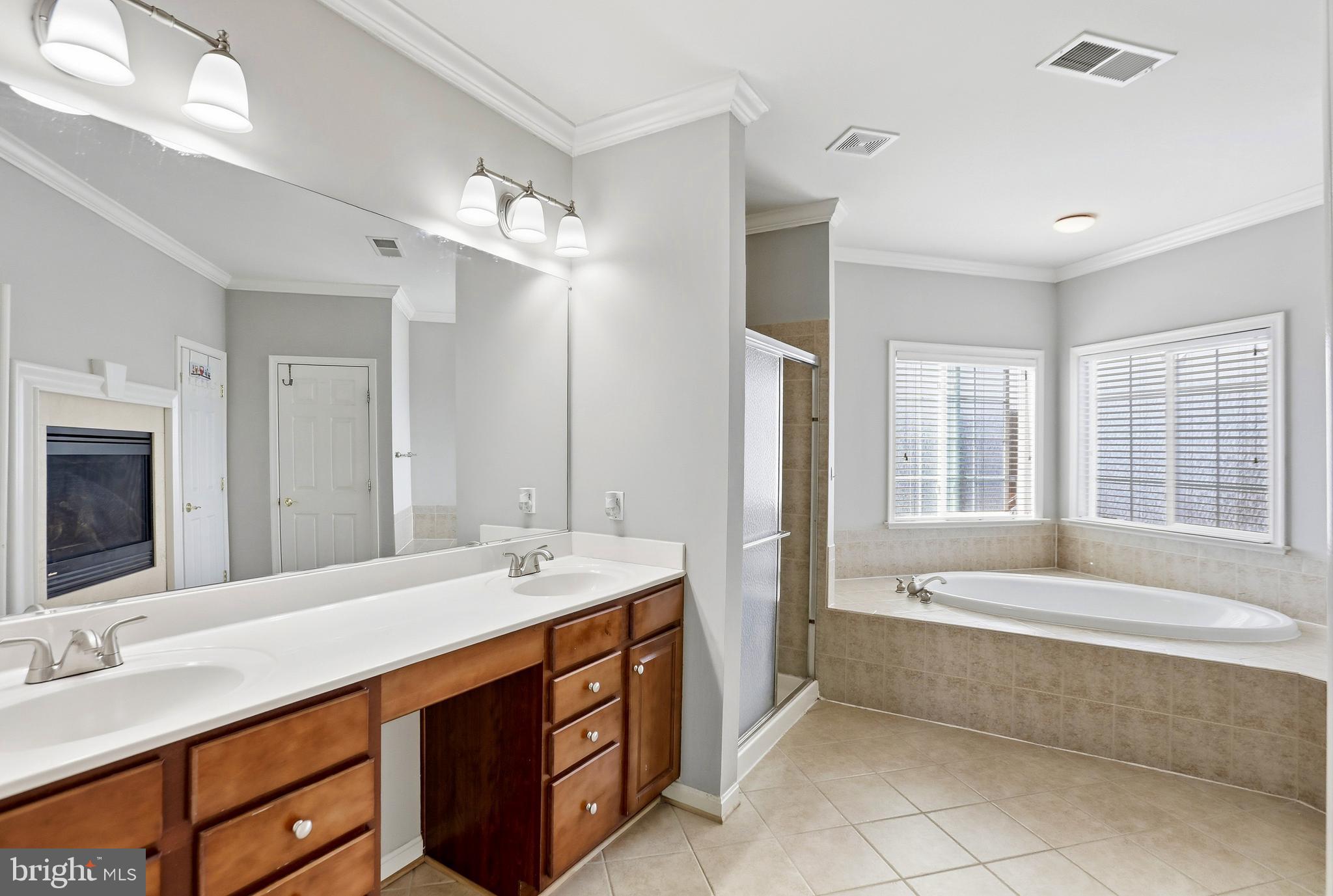 12503 MAIDEN CREEK COURT