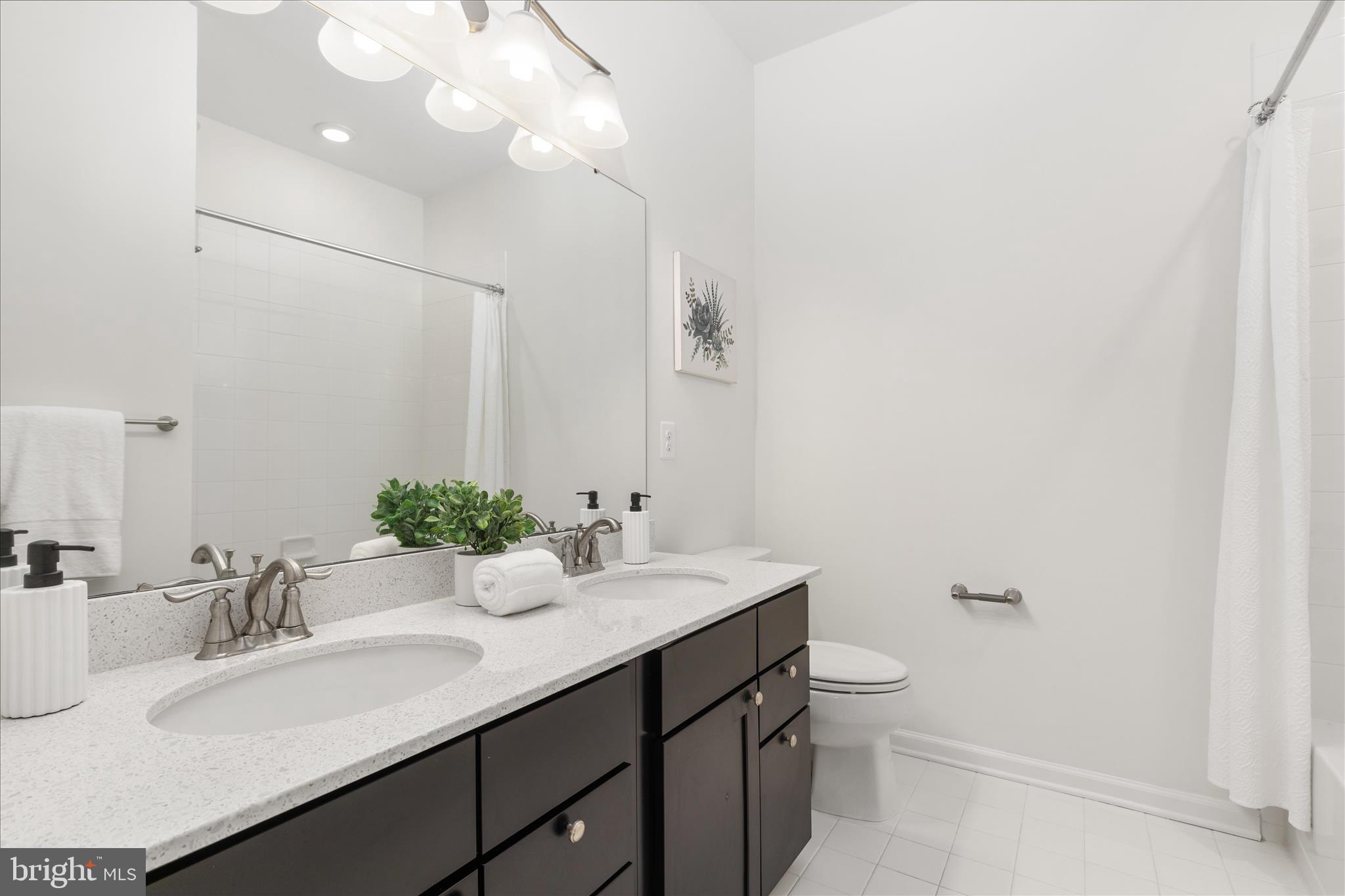 7816 CULLODEN CREST LANE