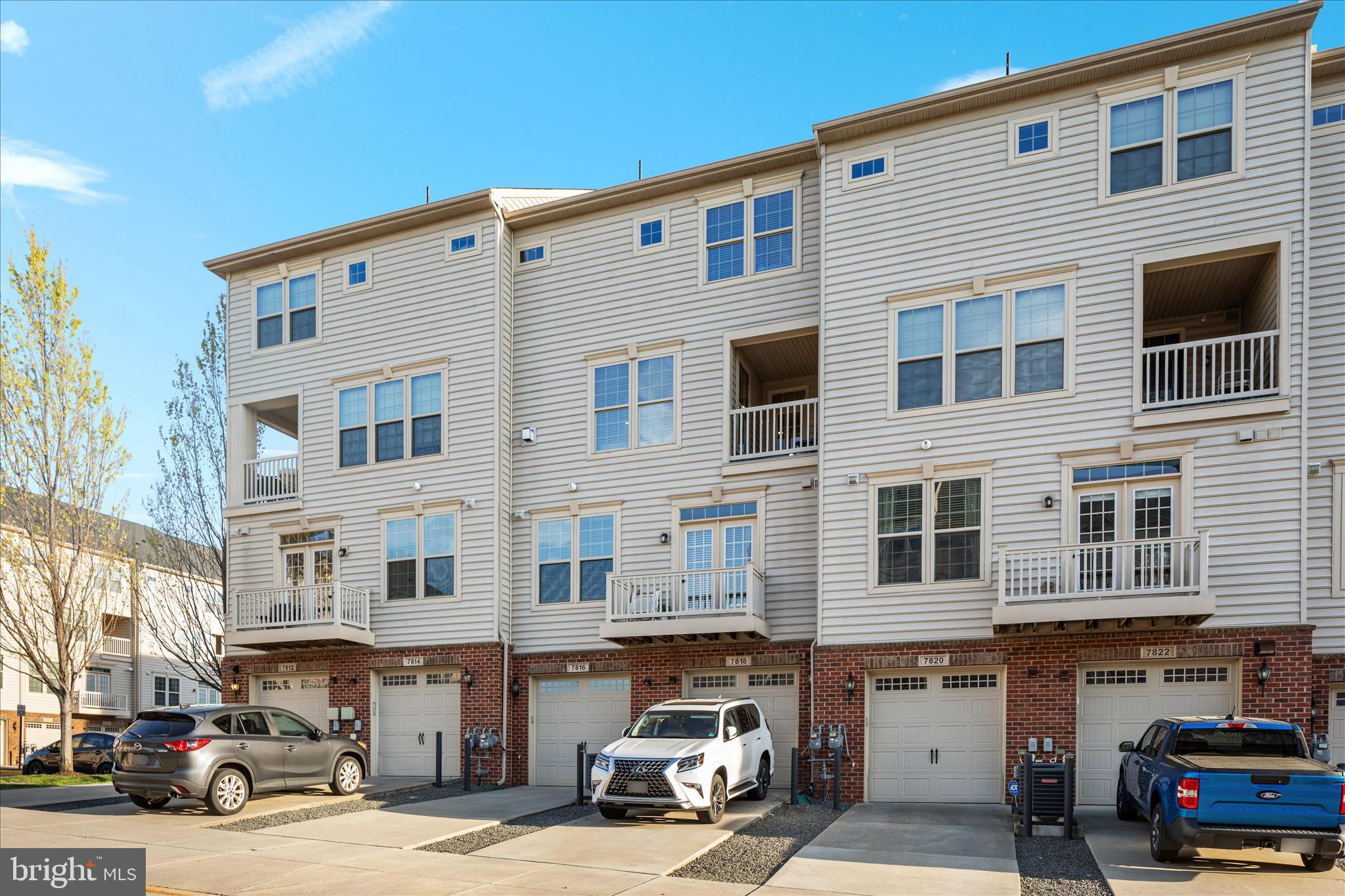 7816 CULLODEN CREST LANE