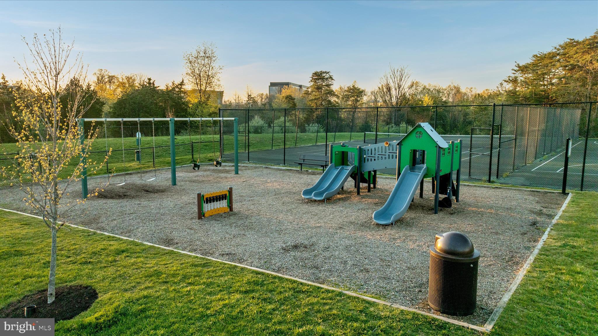 7816 CULLODEN CREST LANE