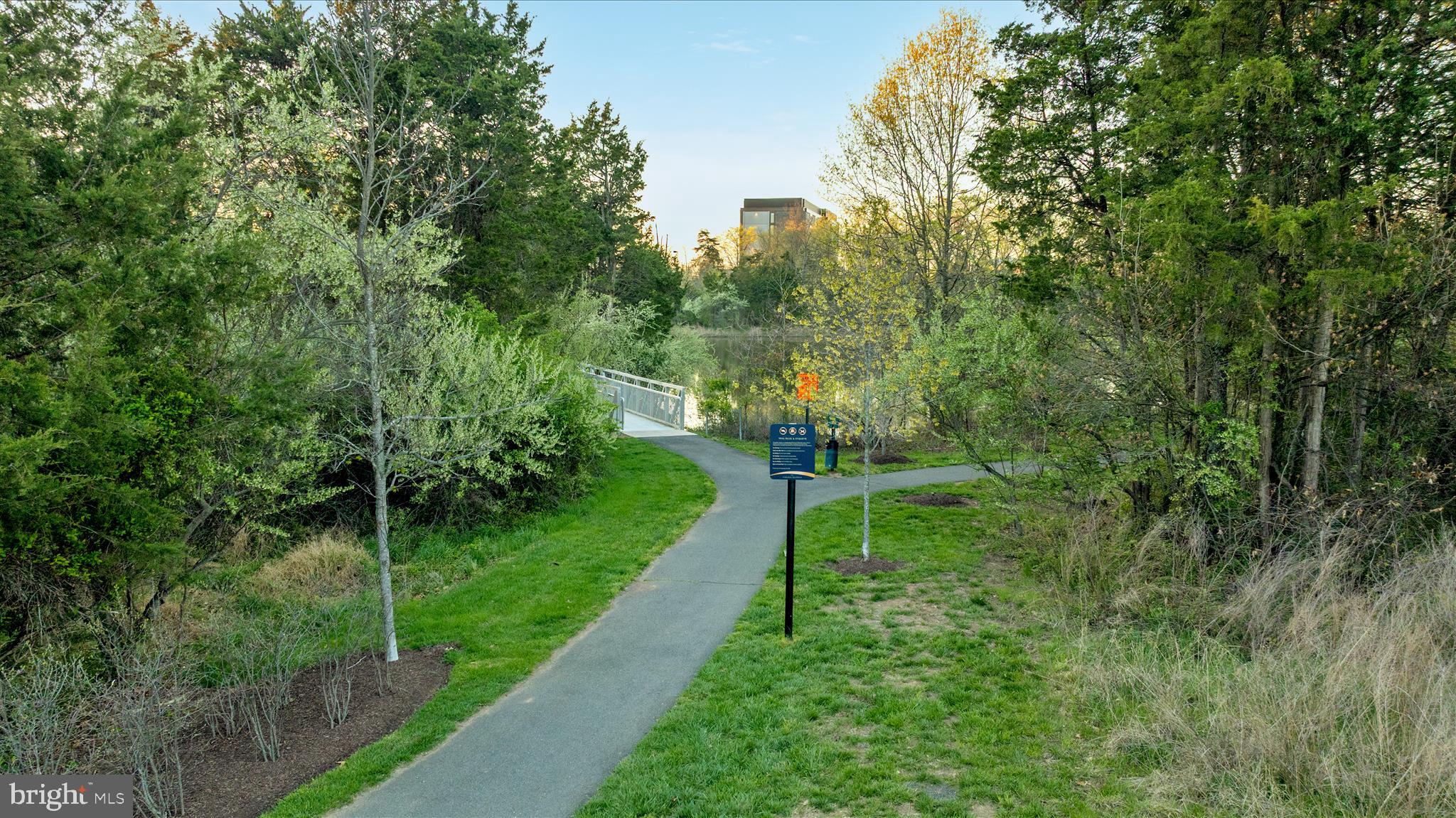 7816 CULLODEN CREST LANE