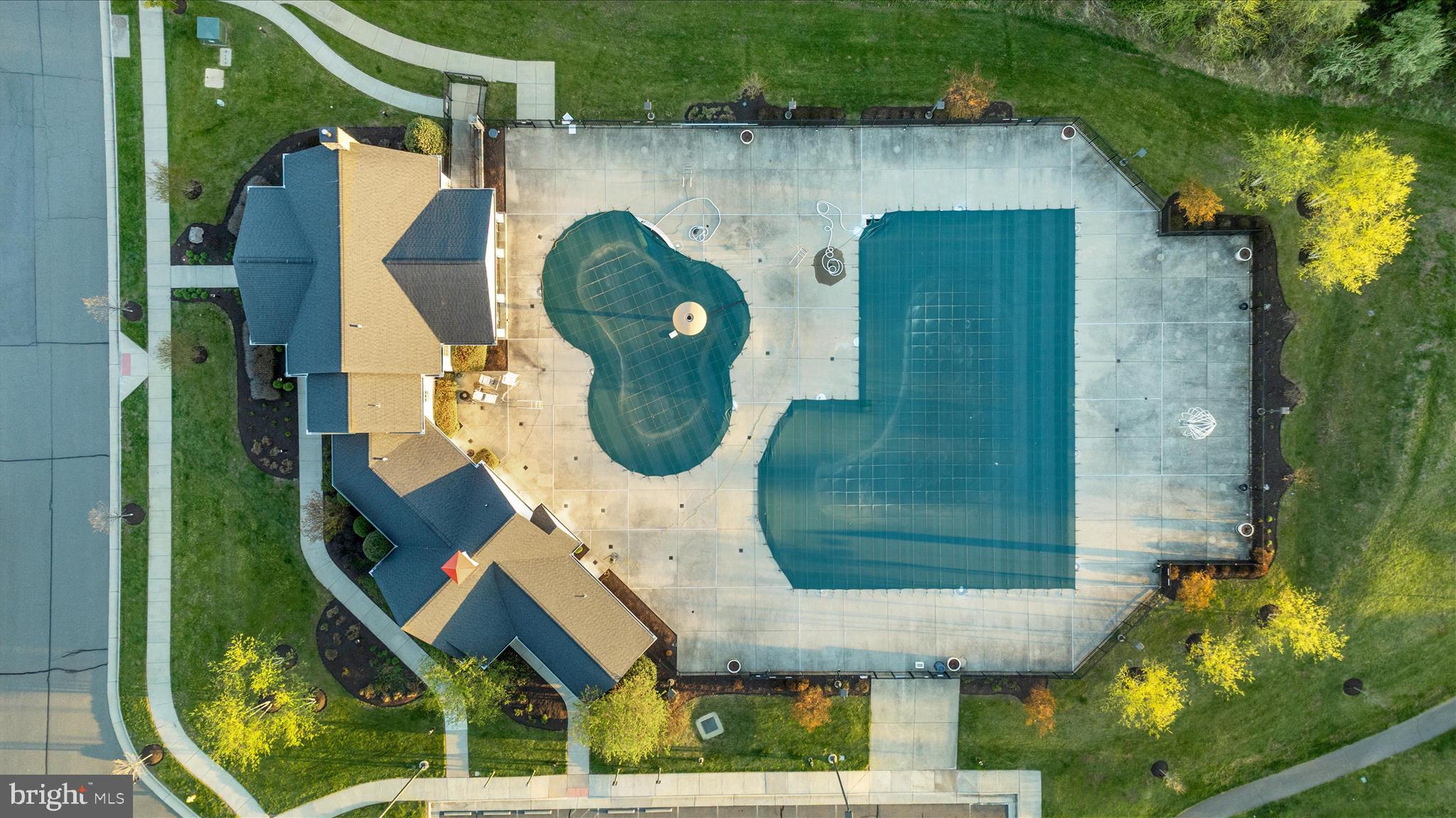 7816 CULLODEN CREST LANE