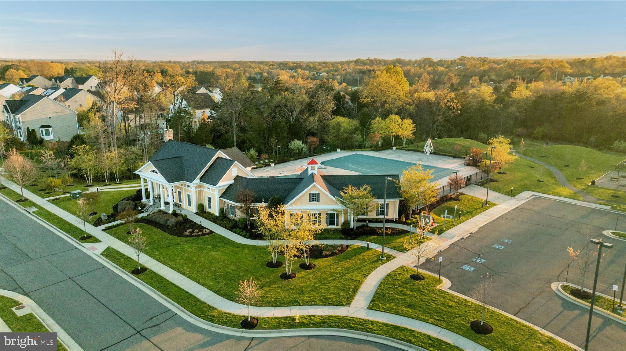 7816 CULLODEN CREST LANE