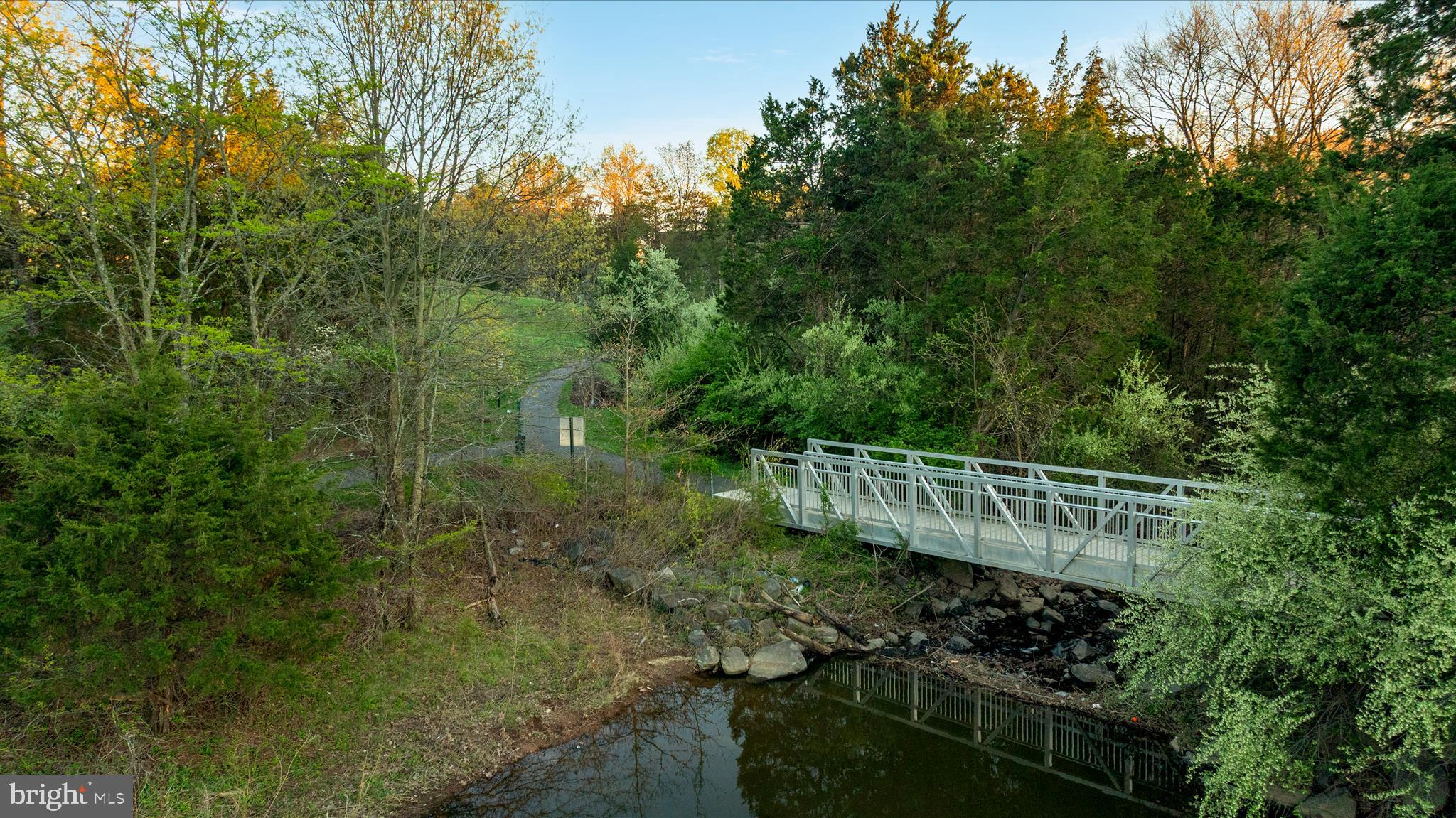 7816 CULLODEN CREST LANE