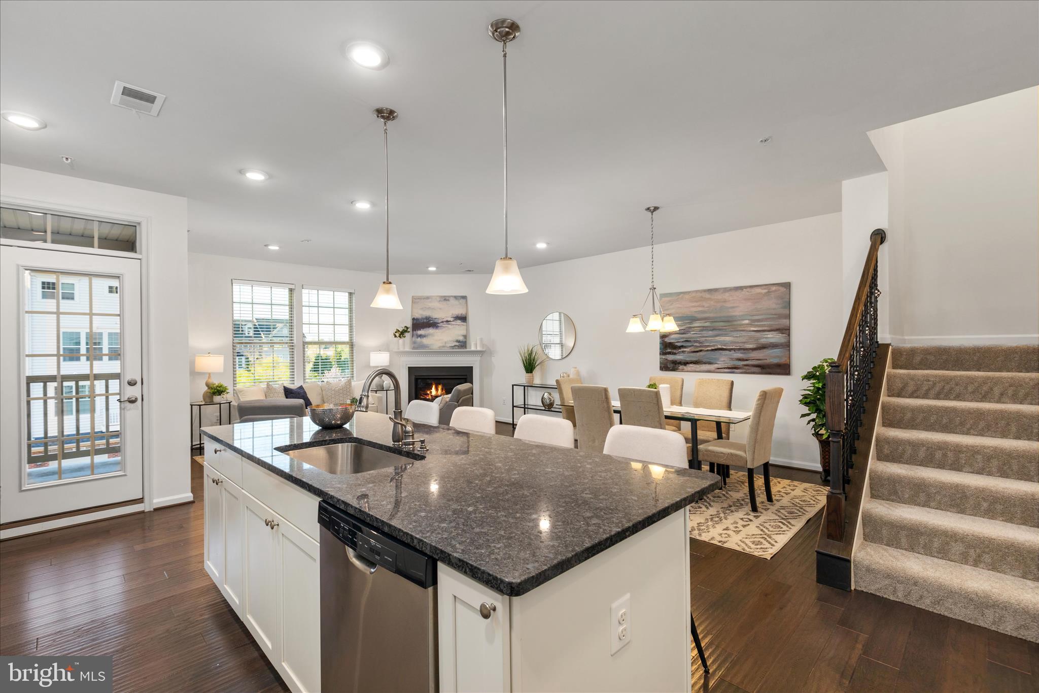 7816 CULLODEN CREST LANE