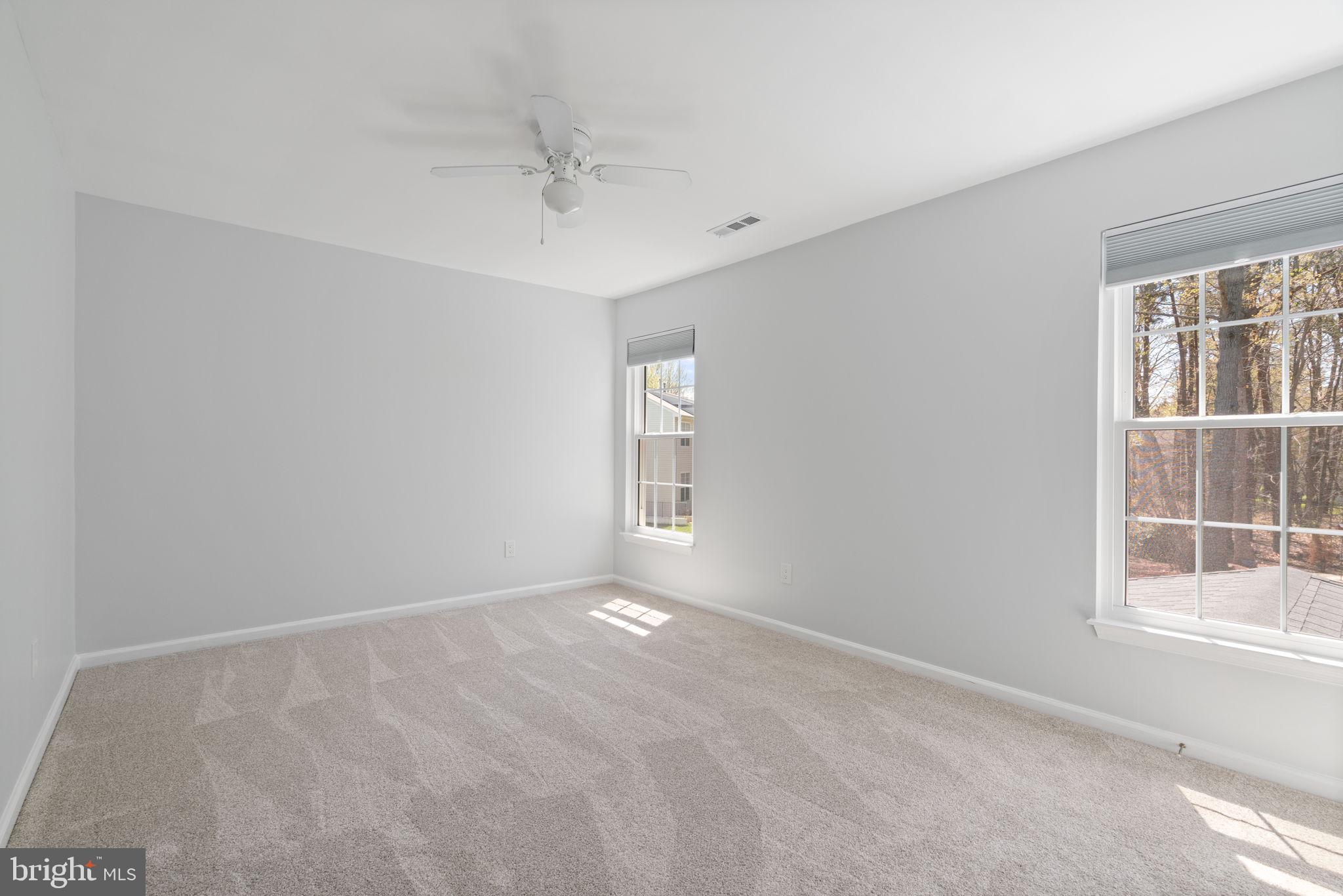 6472 COLONIAL VILLAGE LOOP