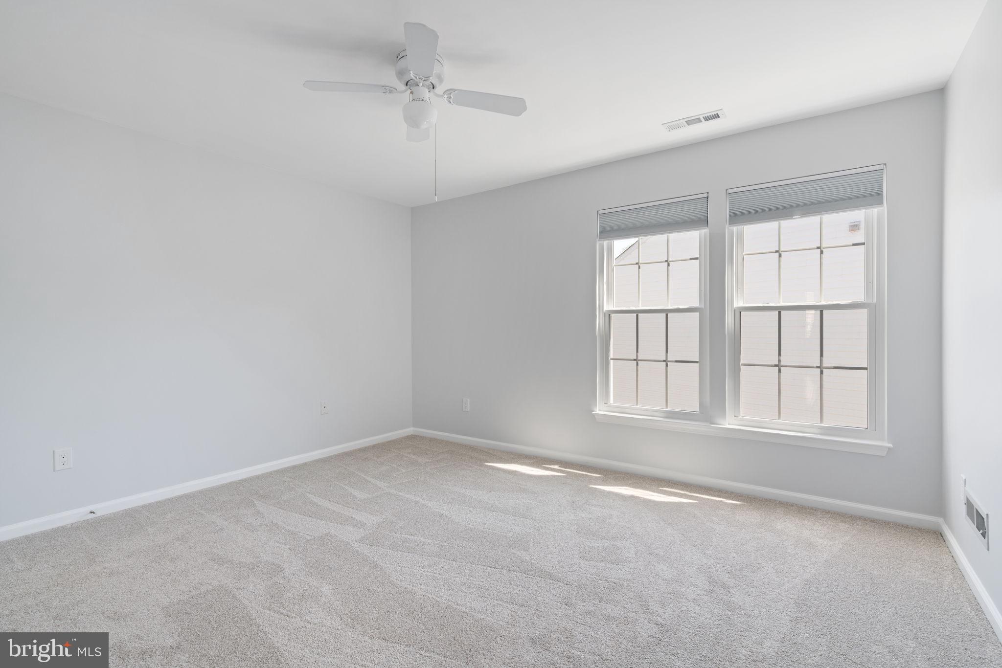 6472 COLONIAL VILLAGE LOOP