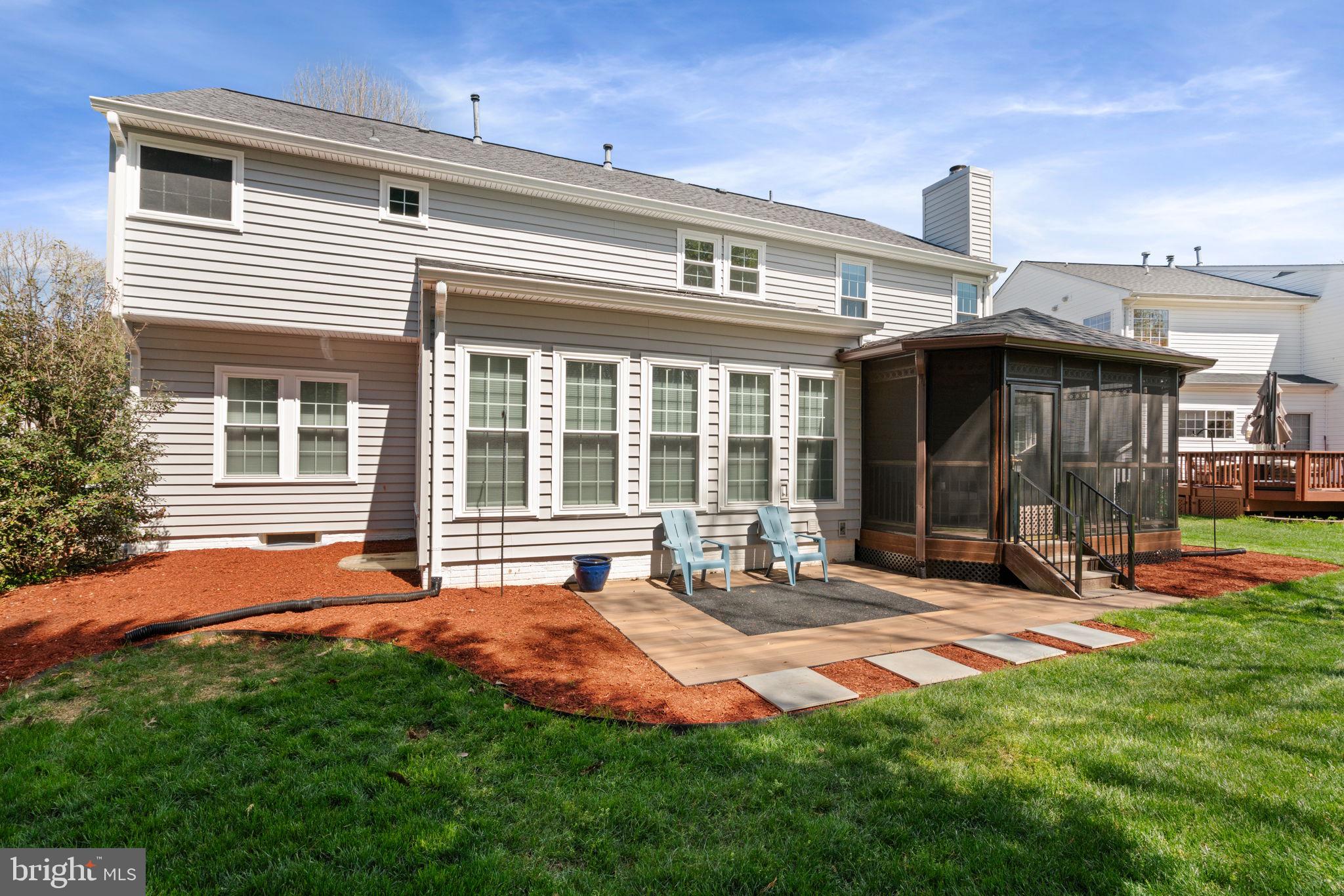 6472 COLONIAL VILLAGE LOOP