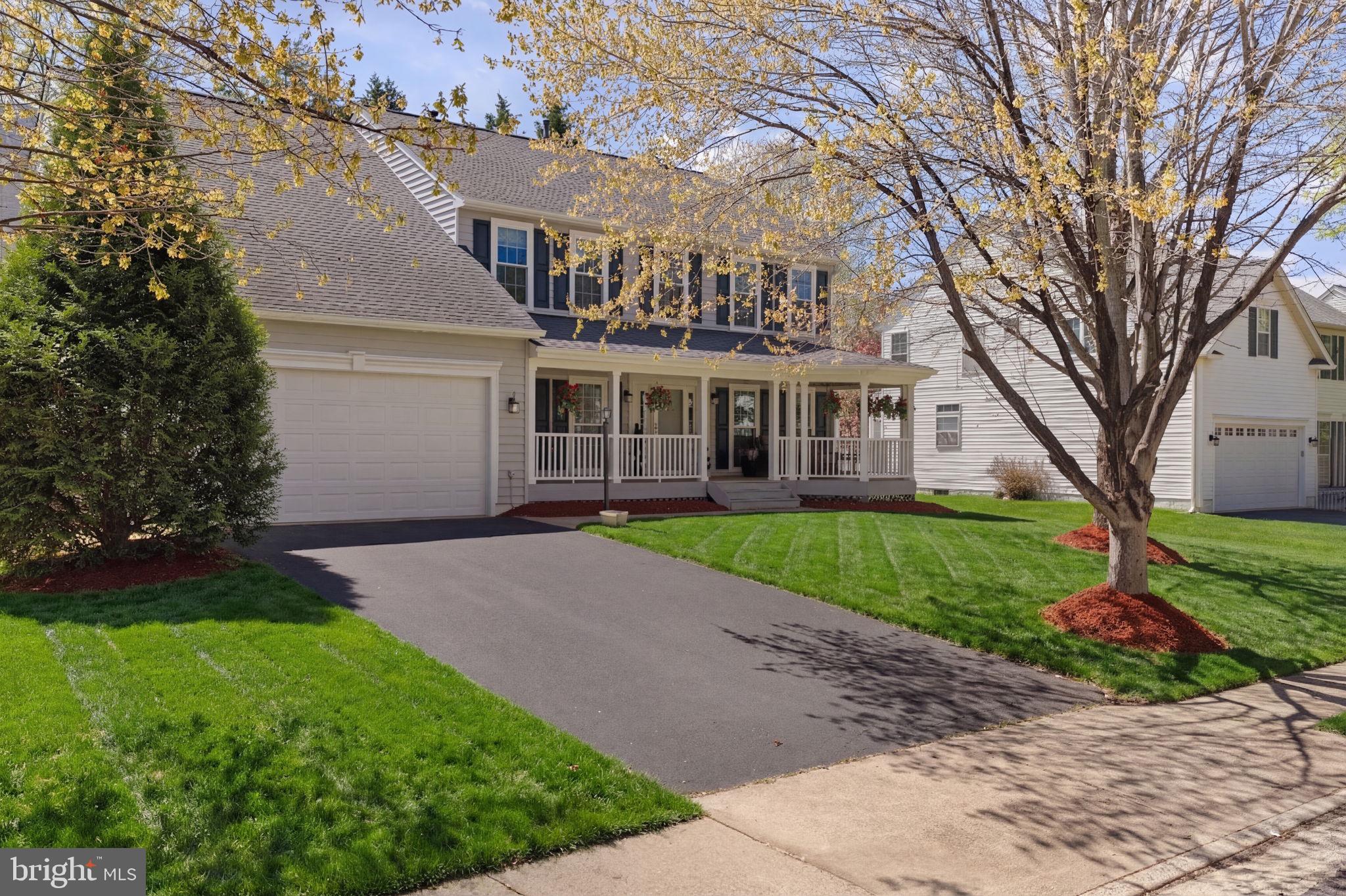 6472 COLONIAL VILLAGE LOOP