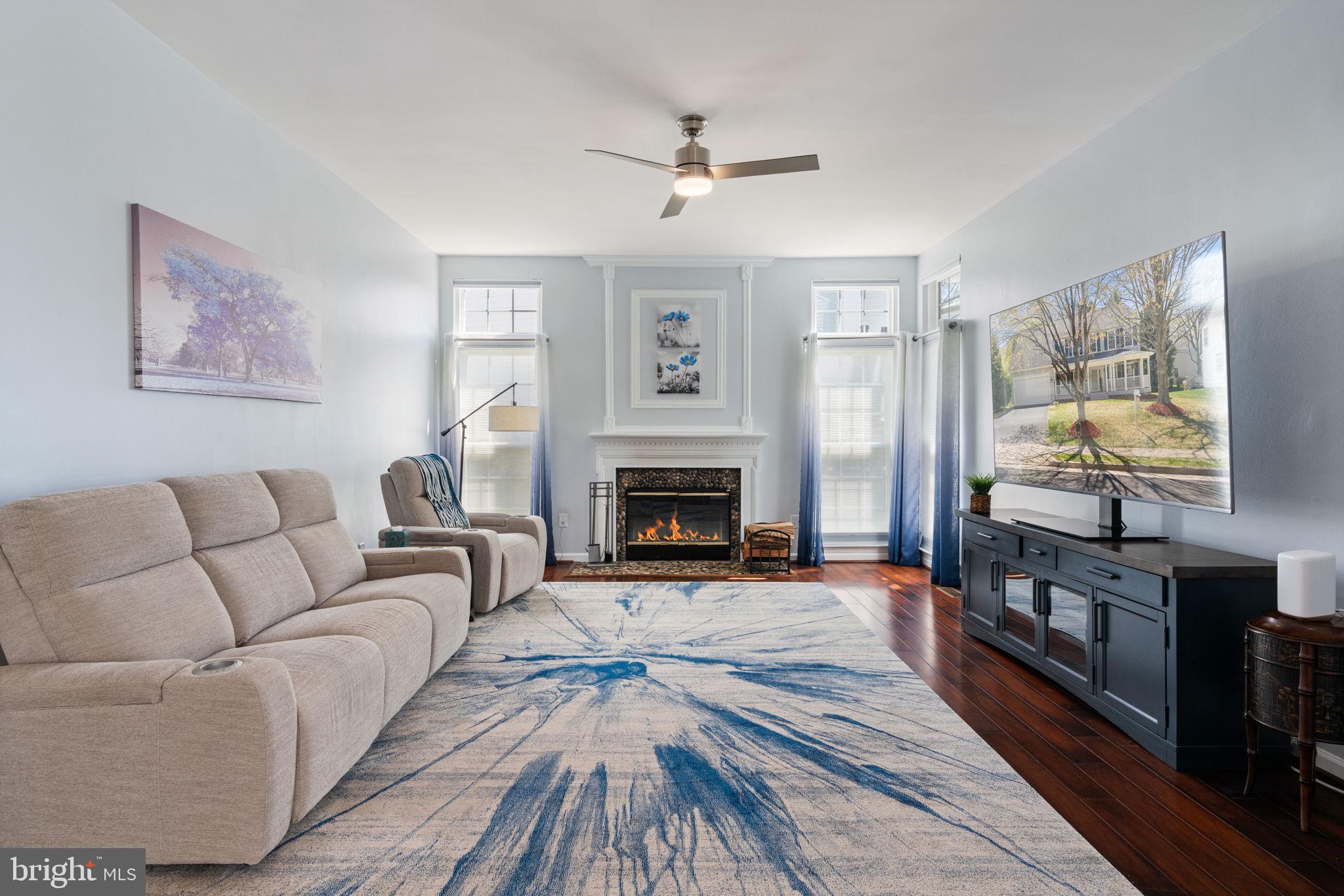 6472 COLONIAL VILLAGE LOOP