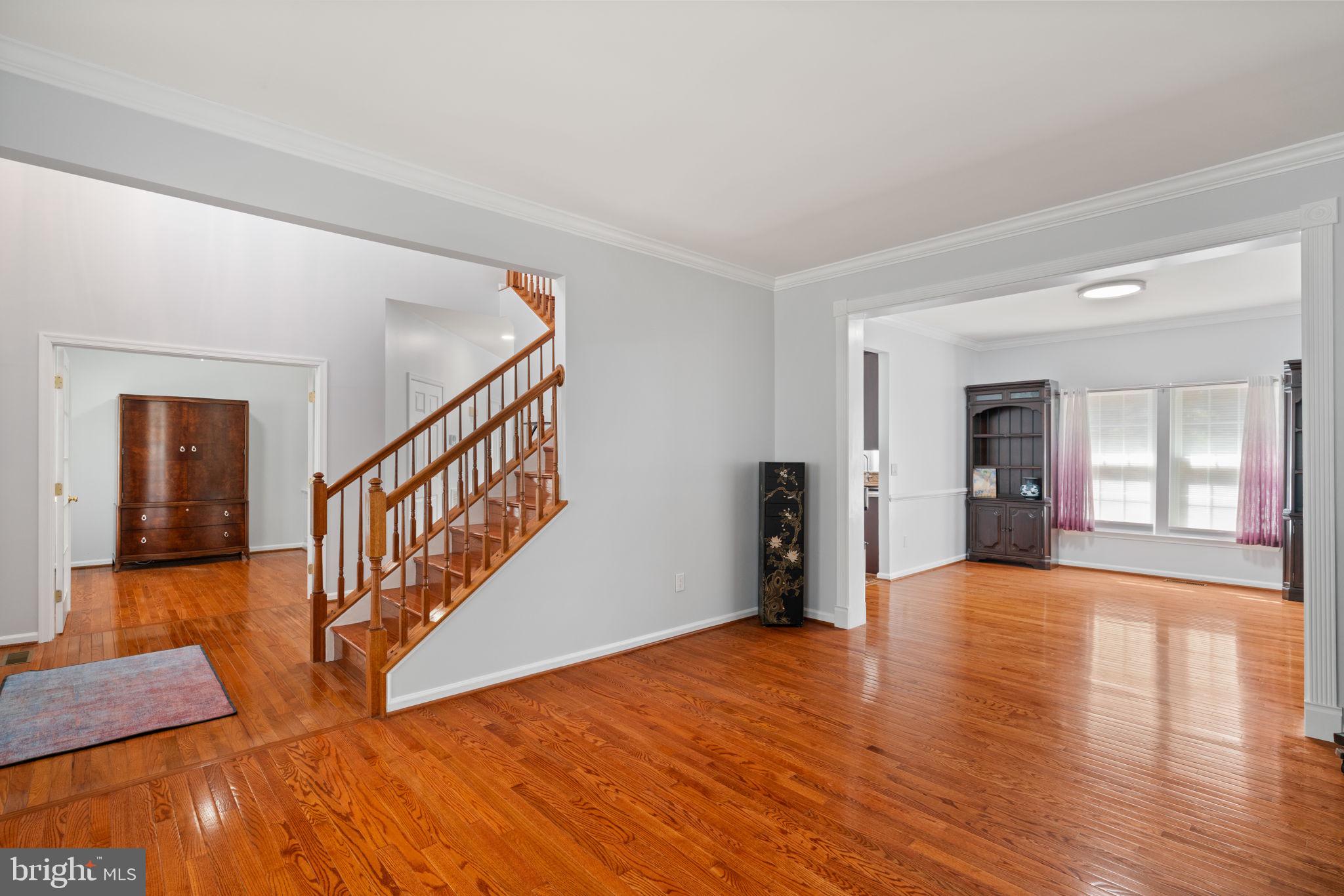 6472 COLONIAL VILLAGE LOOP