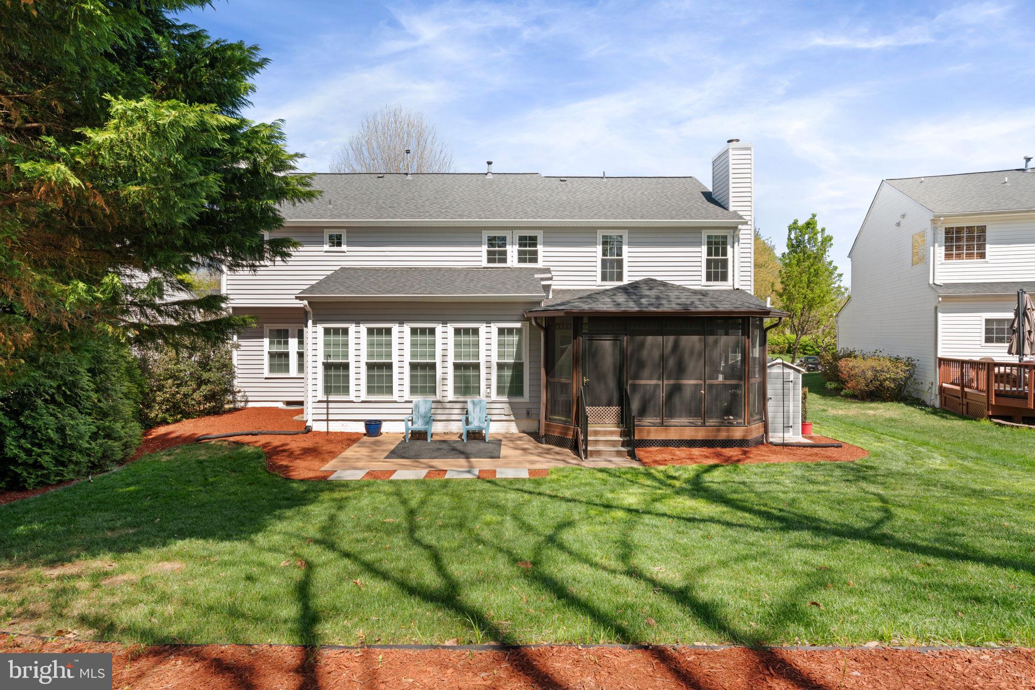 6472 COLONIAL VILLAGE LOOP