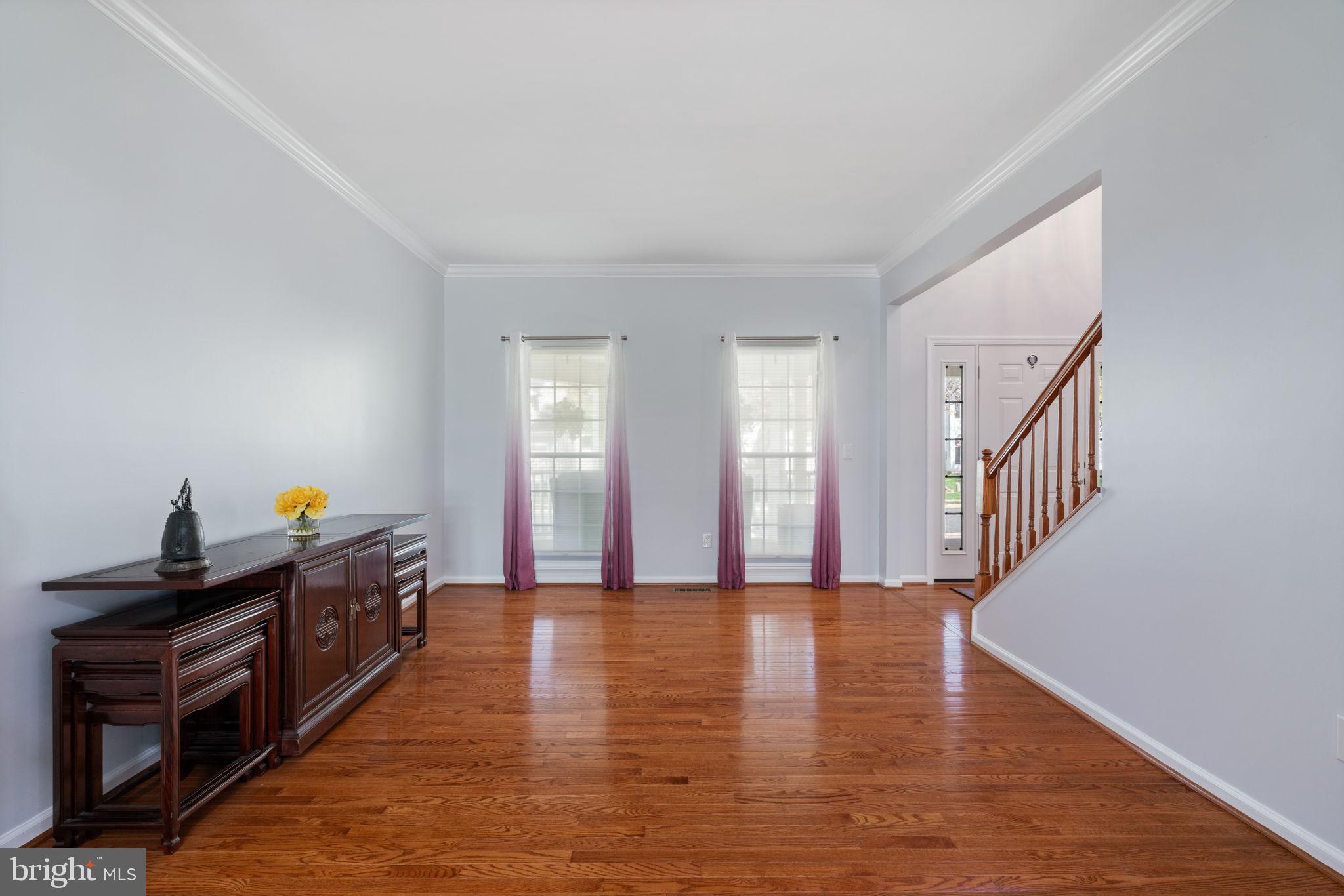 6472 COLONIAL VILLAGE LOOP